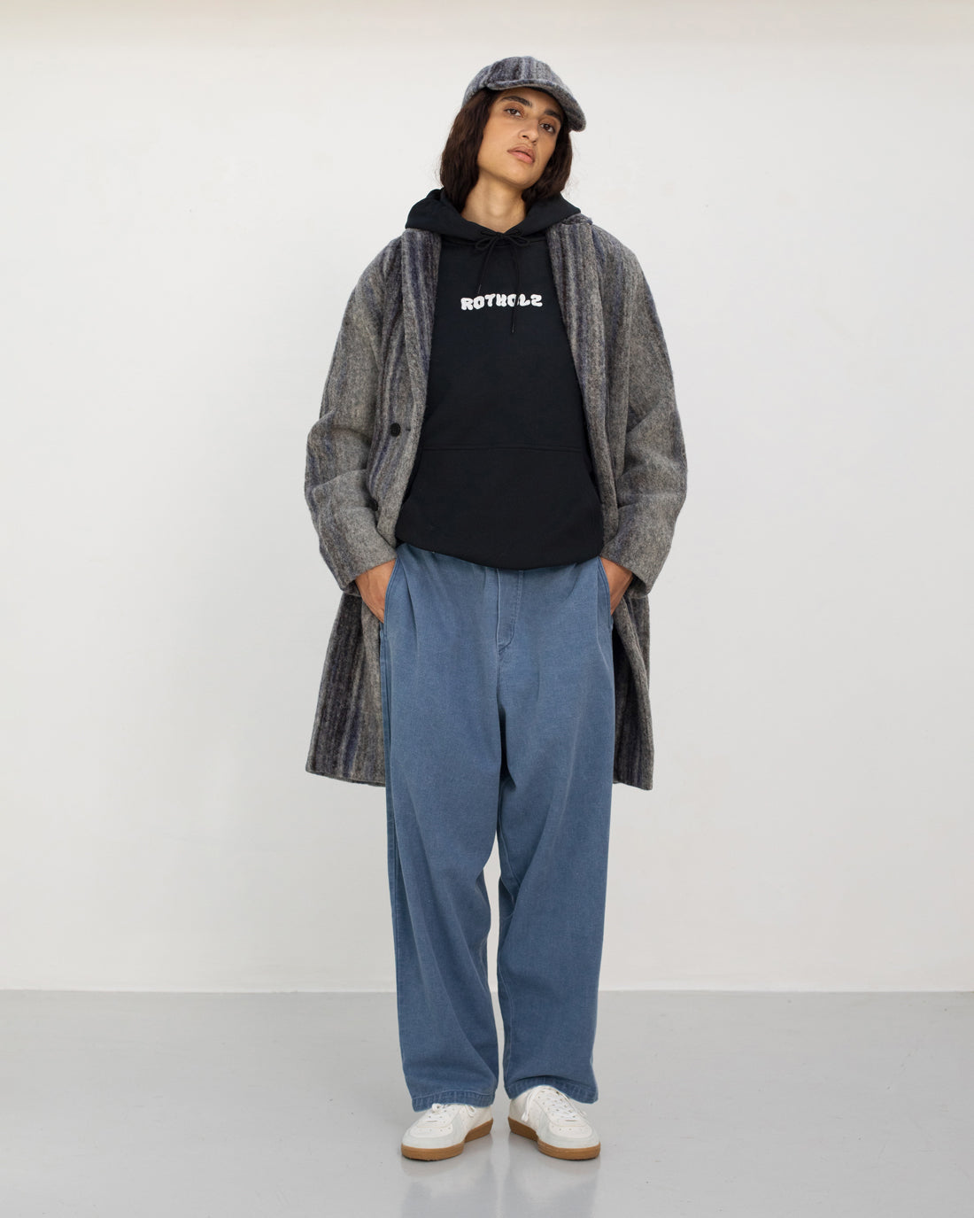 Grau Gestreifter Mantel aus Bio-Wolle von Rotholz