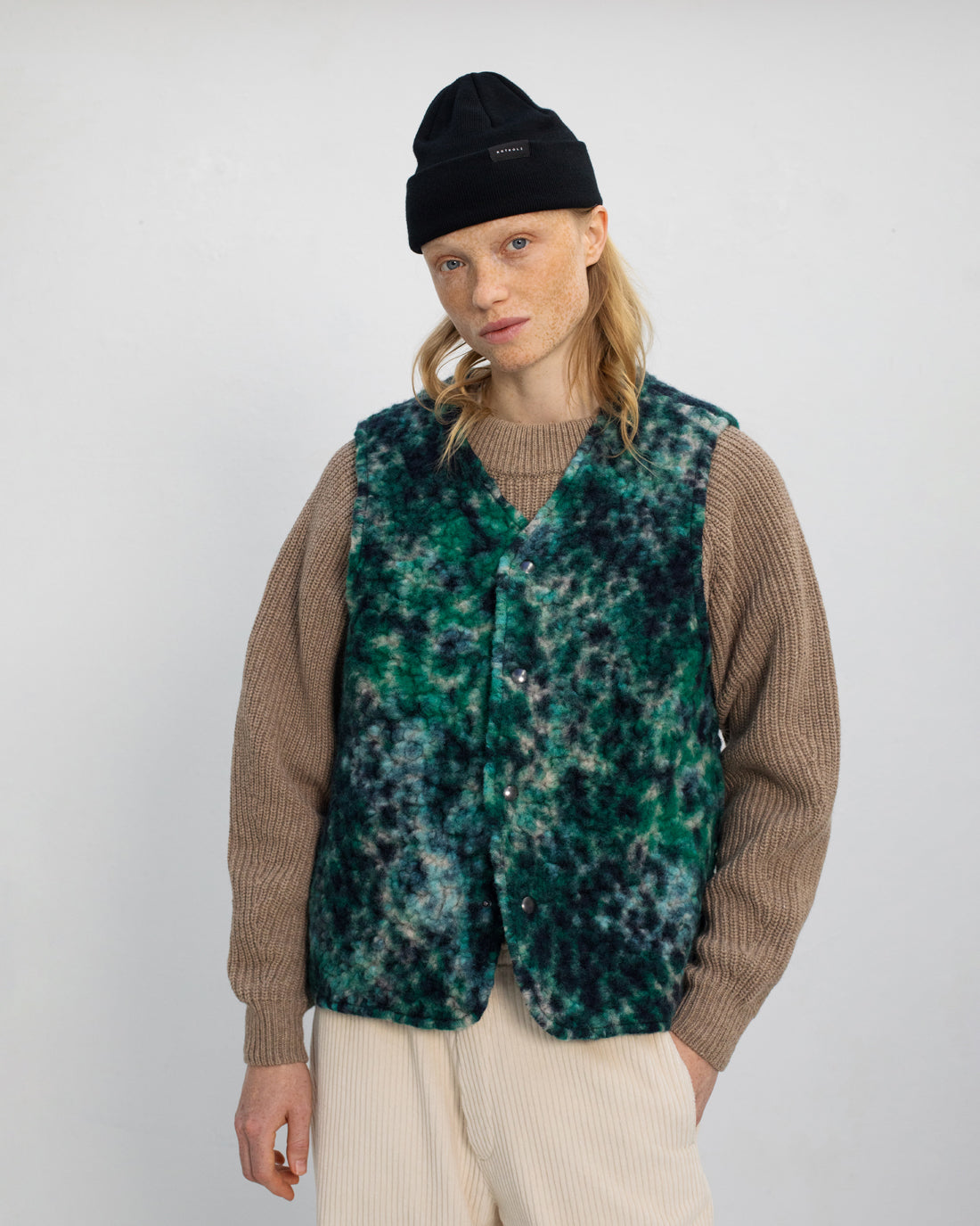 Patterned Sherpa Vest made of organic wool by Rotholz