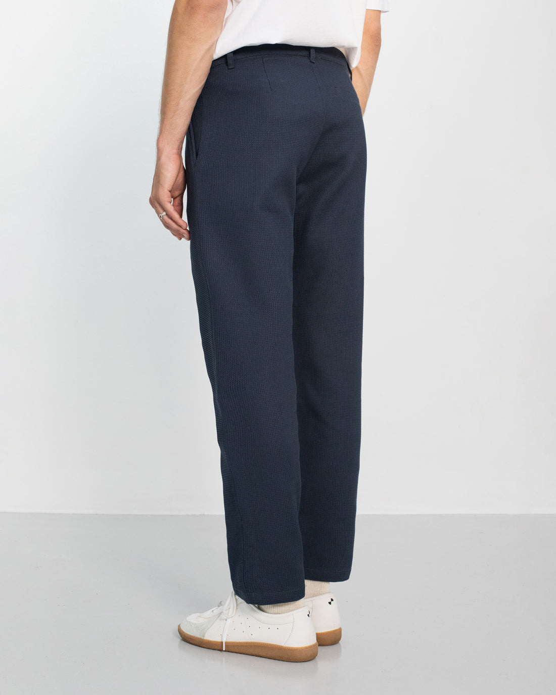 Dark blue trousers organic waffle made of 100% organic cotton by Rotholz