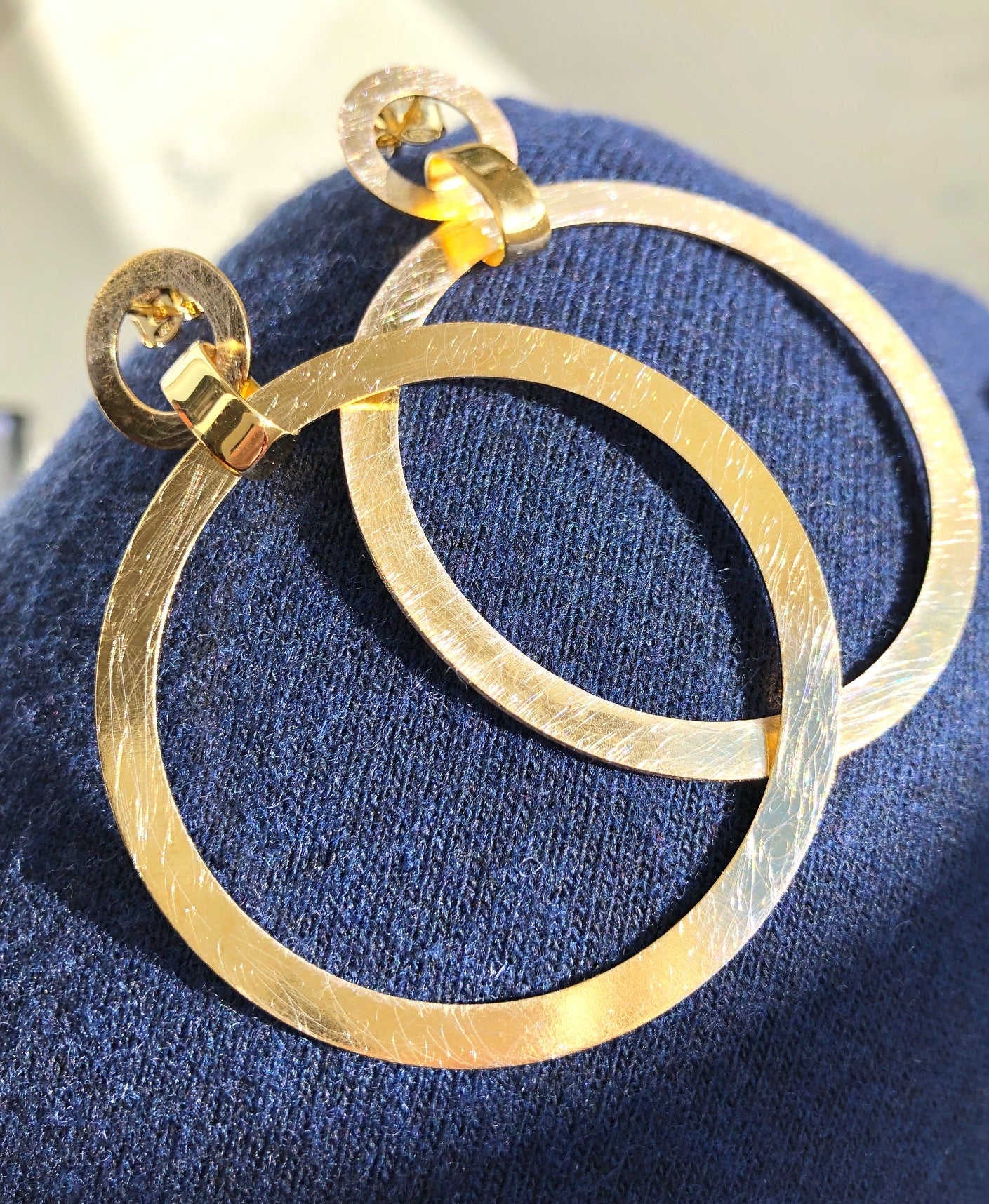 Billabong double hoop earrings