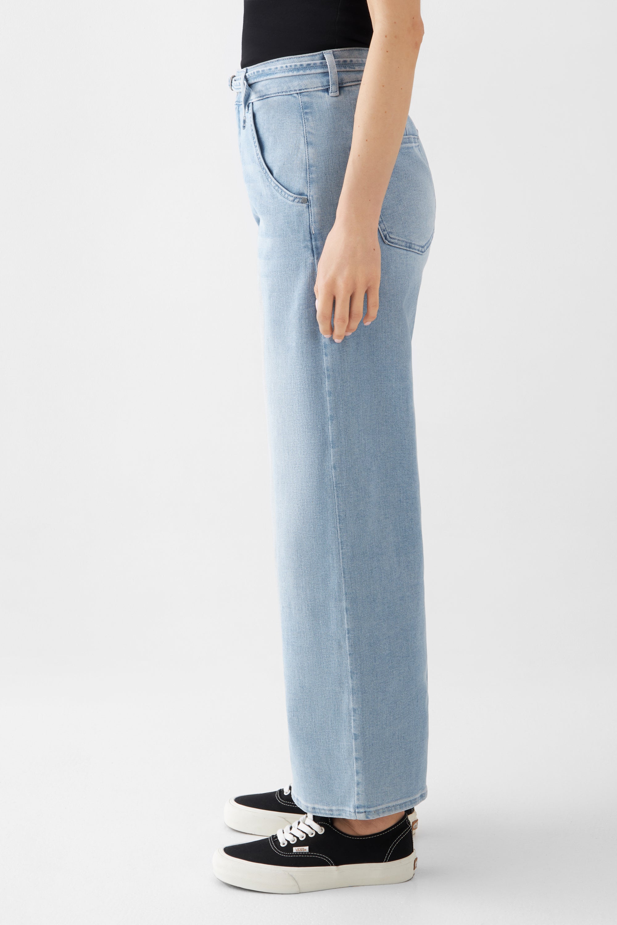 Hellblaue Jeans BLINK High Waist aus Bio-Baumwolle von Dawn Denim