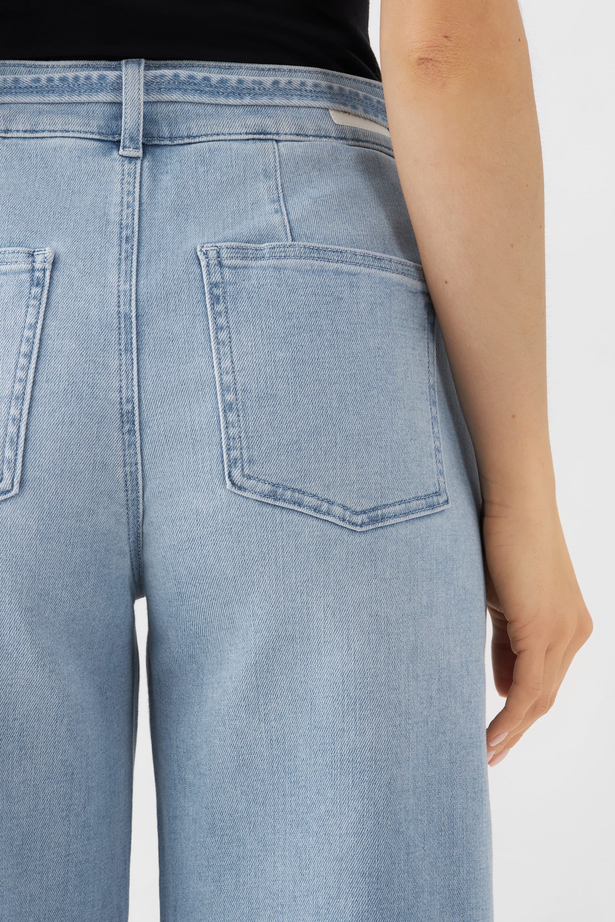 Hellblaue Jeans BLINK High Waist aus Bio-Baumwolle von Dawn Denim