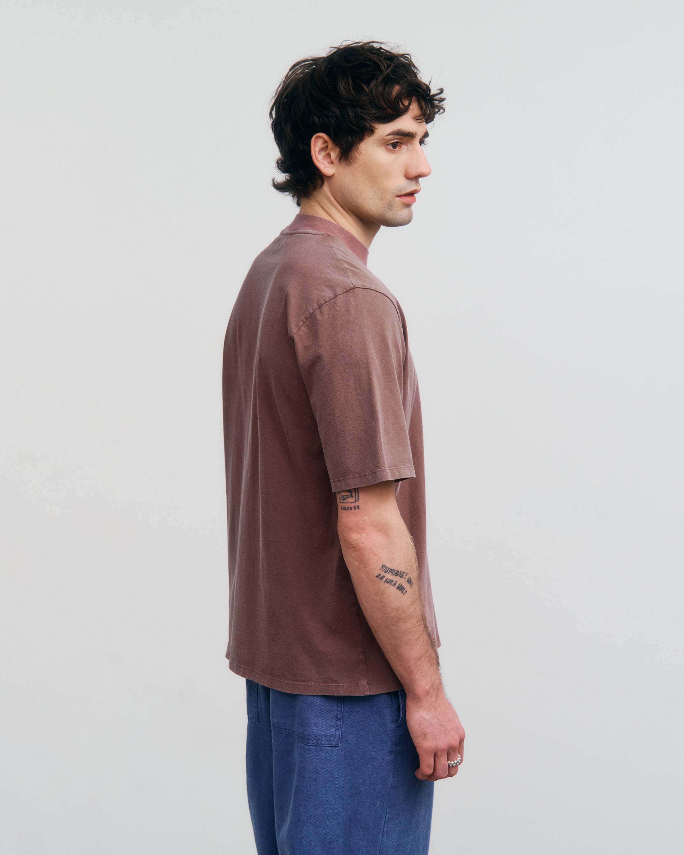 Braunes T-Shirt aus 100% Baumwolle von Rotholz