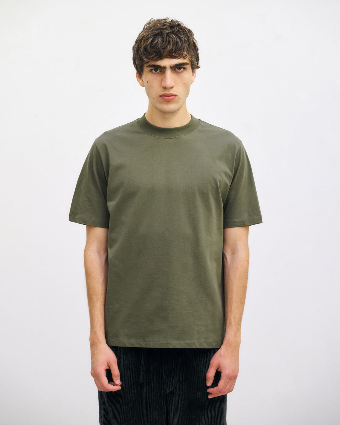 Dunkelgrünes T-Shirt aus 100% Bio-Baumwolle von Rotholz