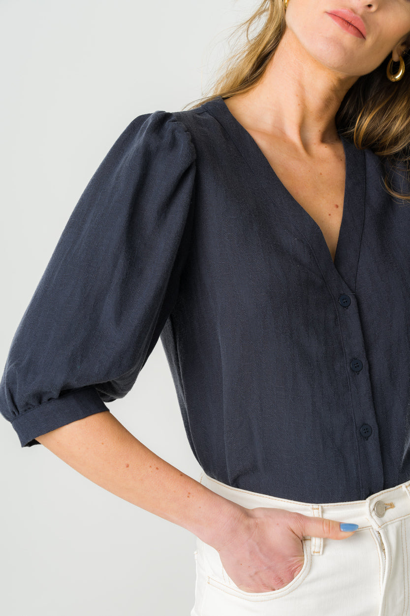 Blaue Bluse Aster aus Tencel von Avani