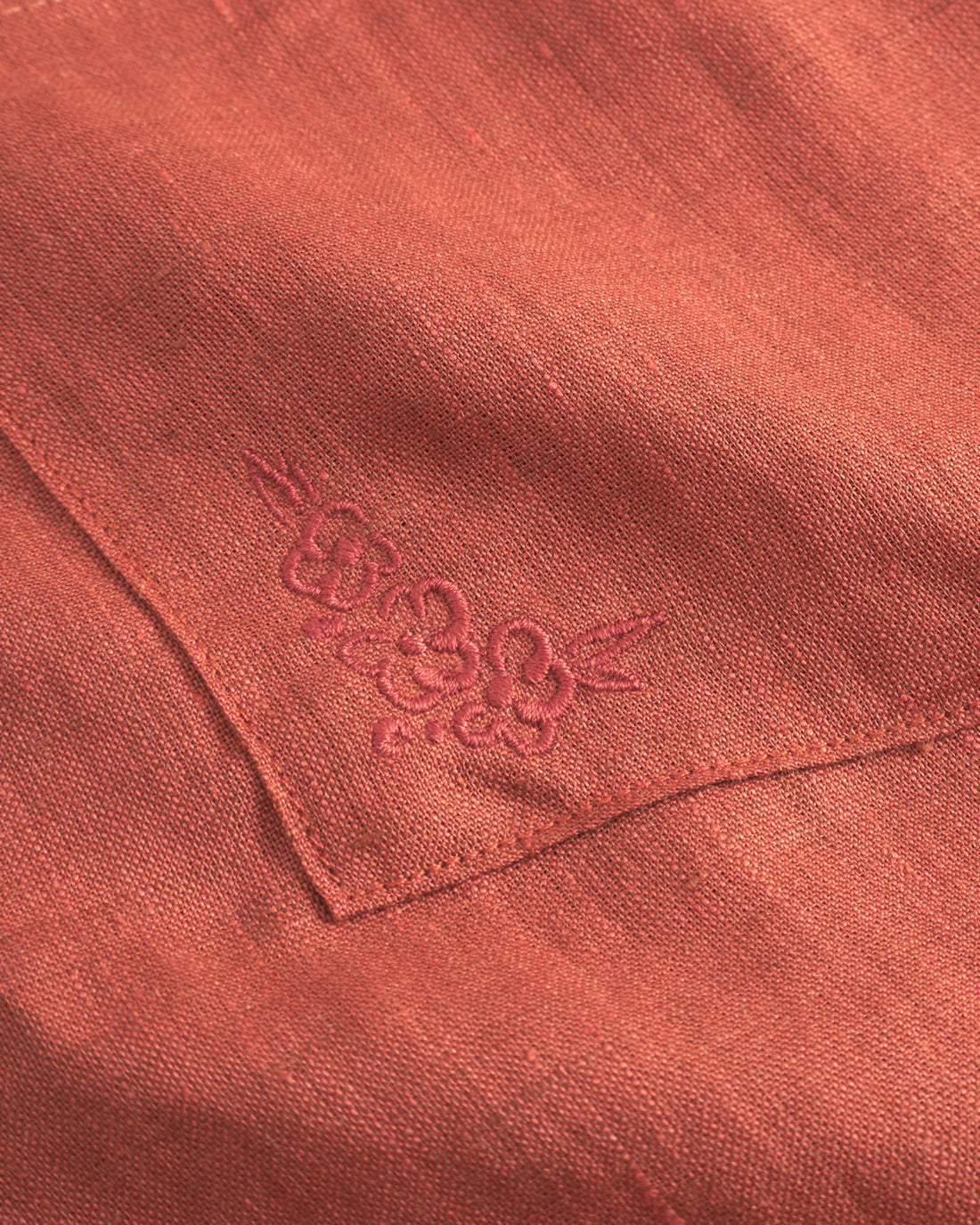 Red bowling shirt made from 100% organic cotton by Rotholz