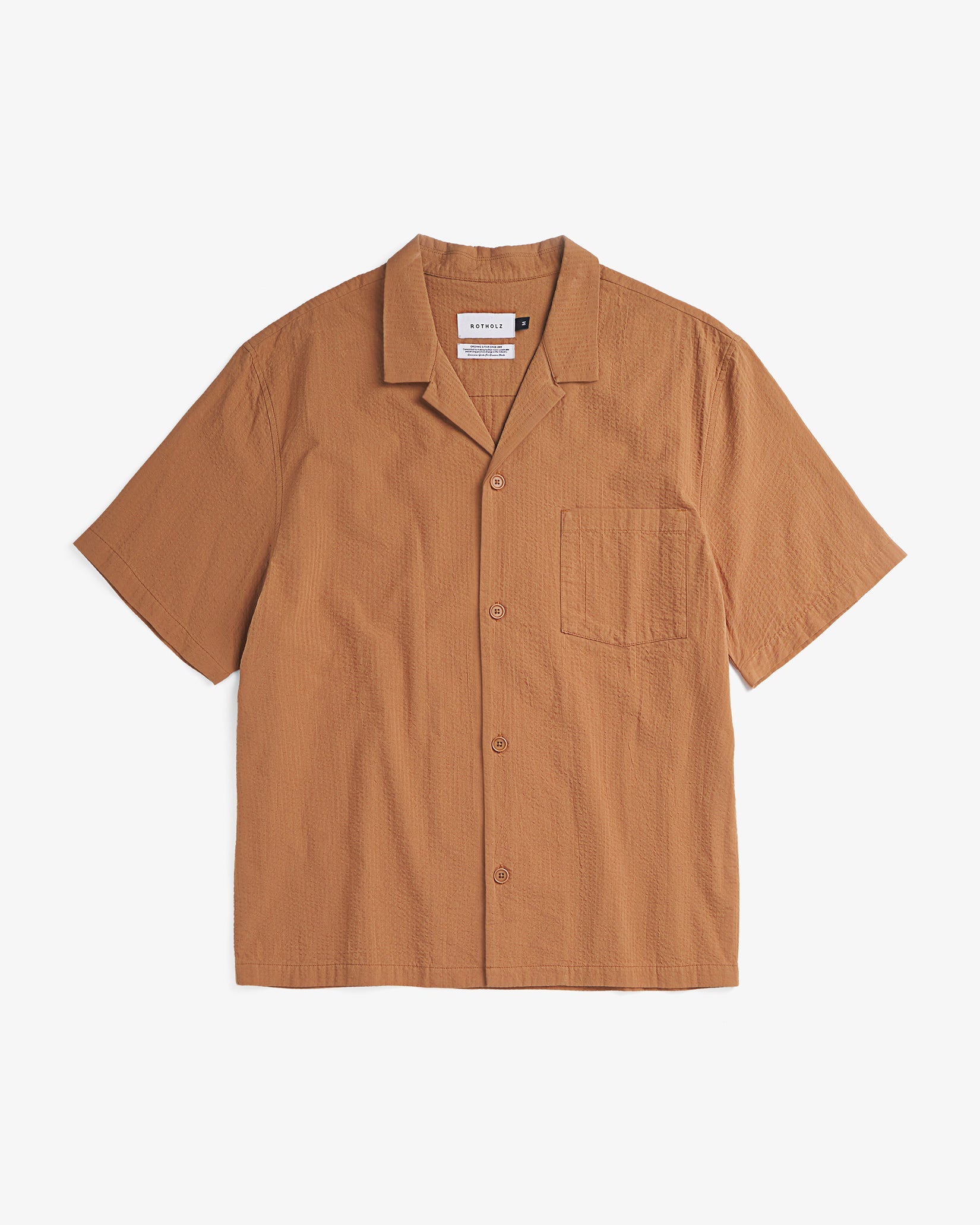 Light brown bowling shirt seersucker made from 100% organic cotton by Rotholz