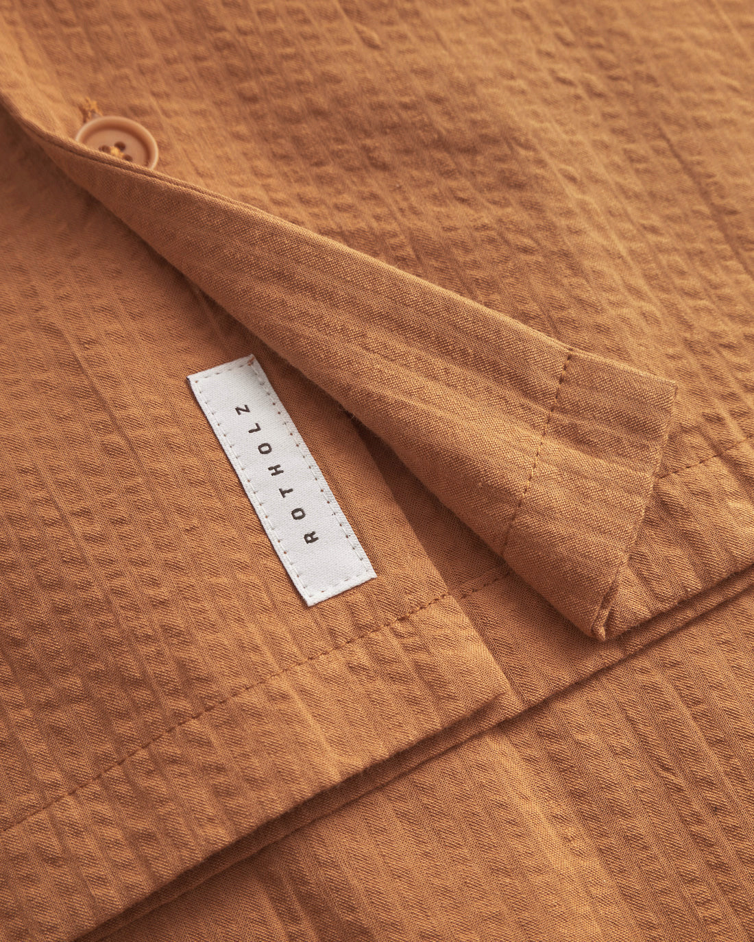 Light brown bowling shirt seersucker made from 100% organic cotton by Rotholz