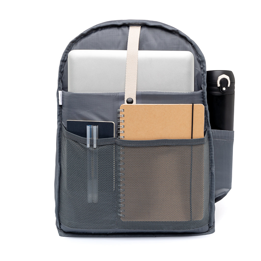 Sac à dos vert foncé Capsule (15l) fabriqué à partir d'une bouteille en plastique PET de Lefrik