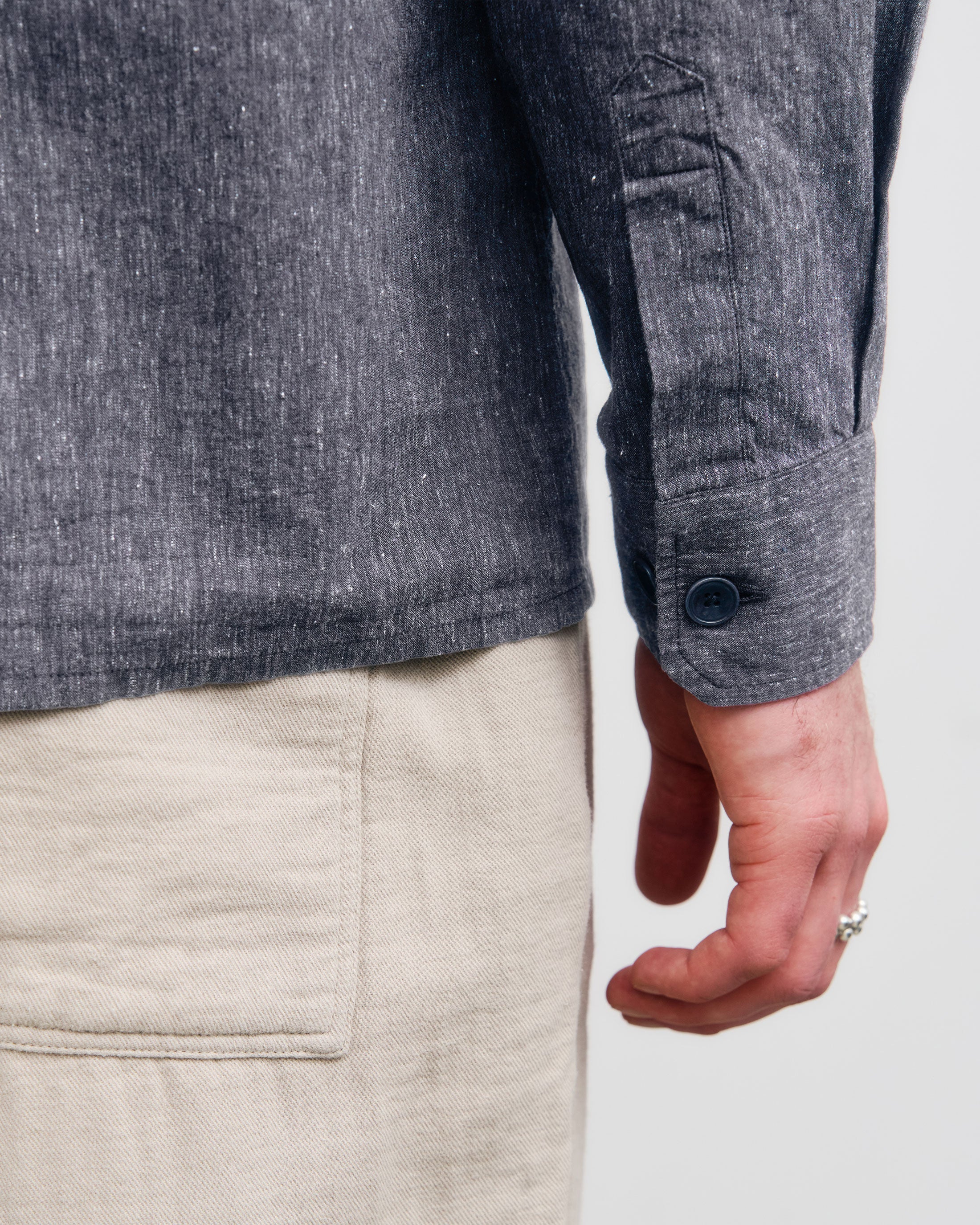 Blaues meliertes Hemd aus Bio-Baumwolle von Rotholz