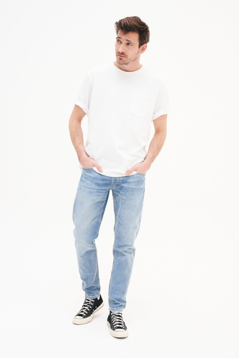 Jean Codie en Kind of Blue en coton biologique et denim recyclé