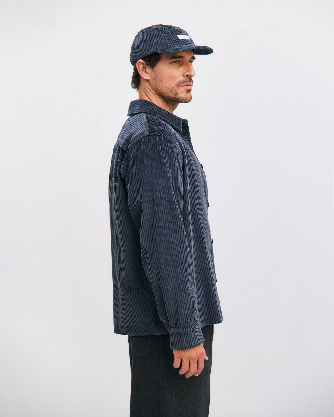 Blaues Cord-Hemd aus 100% Bio-Baumwolle von Rotholz