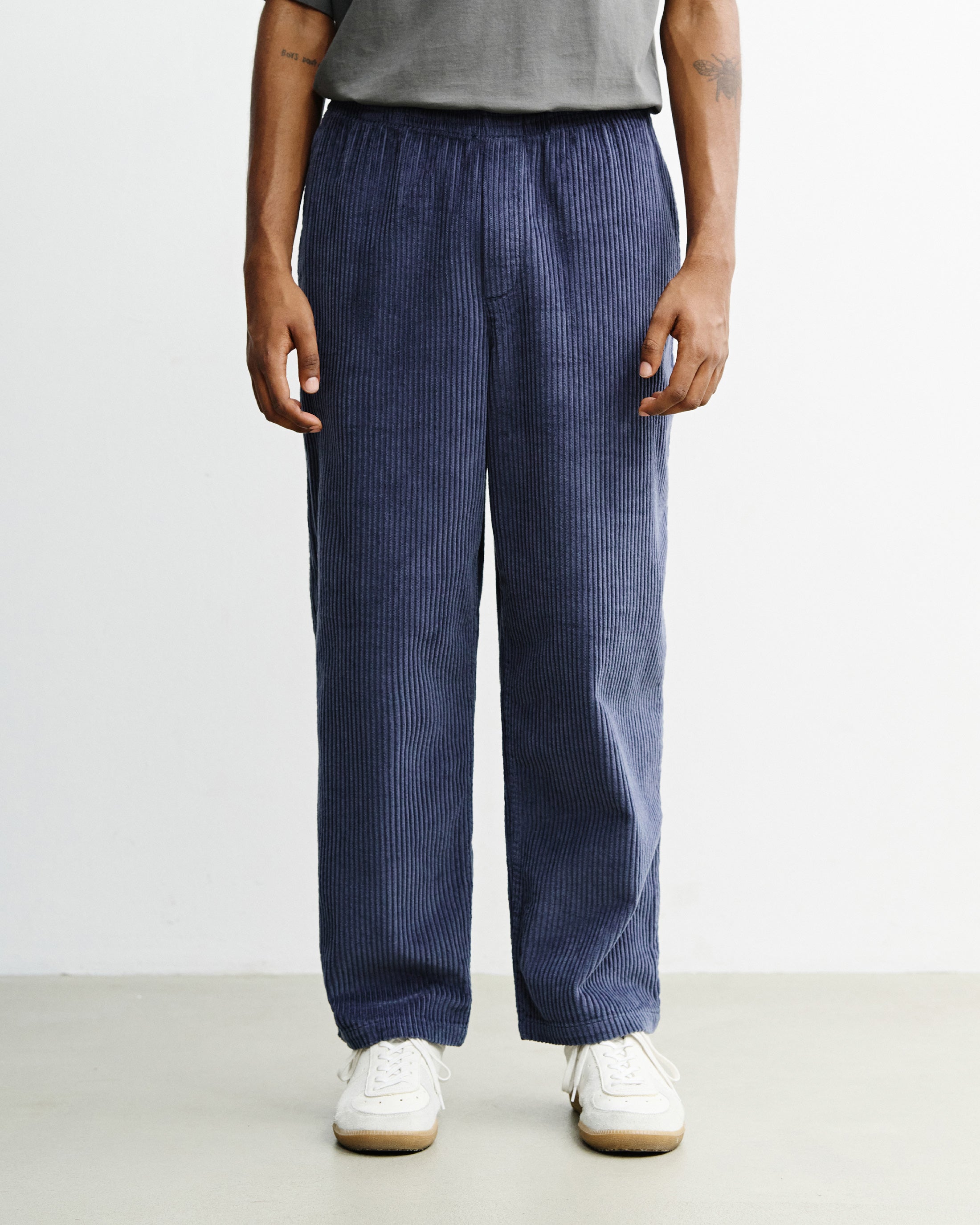 Blaue Cordhose weit aus Bio-Baumwolle von Rotholz