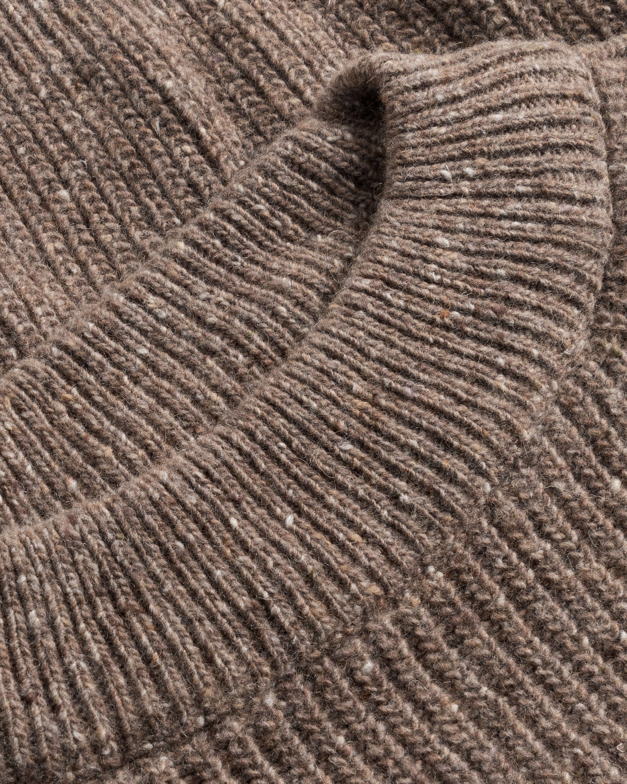 Brauner Kurzer Strickpullover aus Merinowolle von Rotholz
