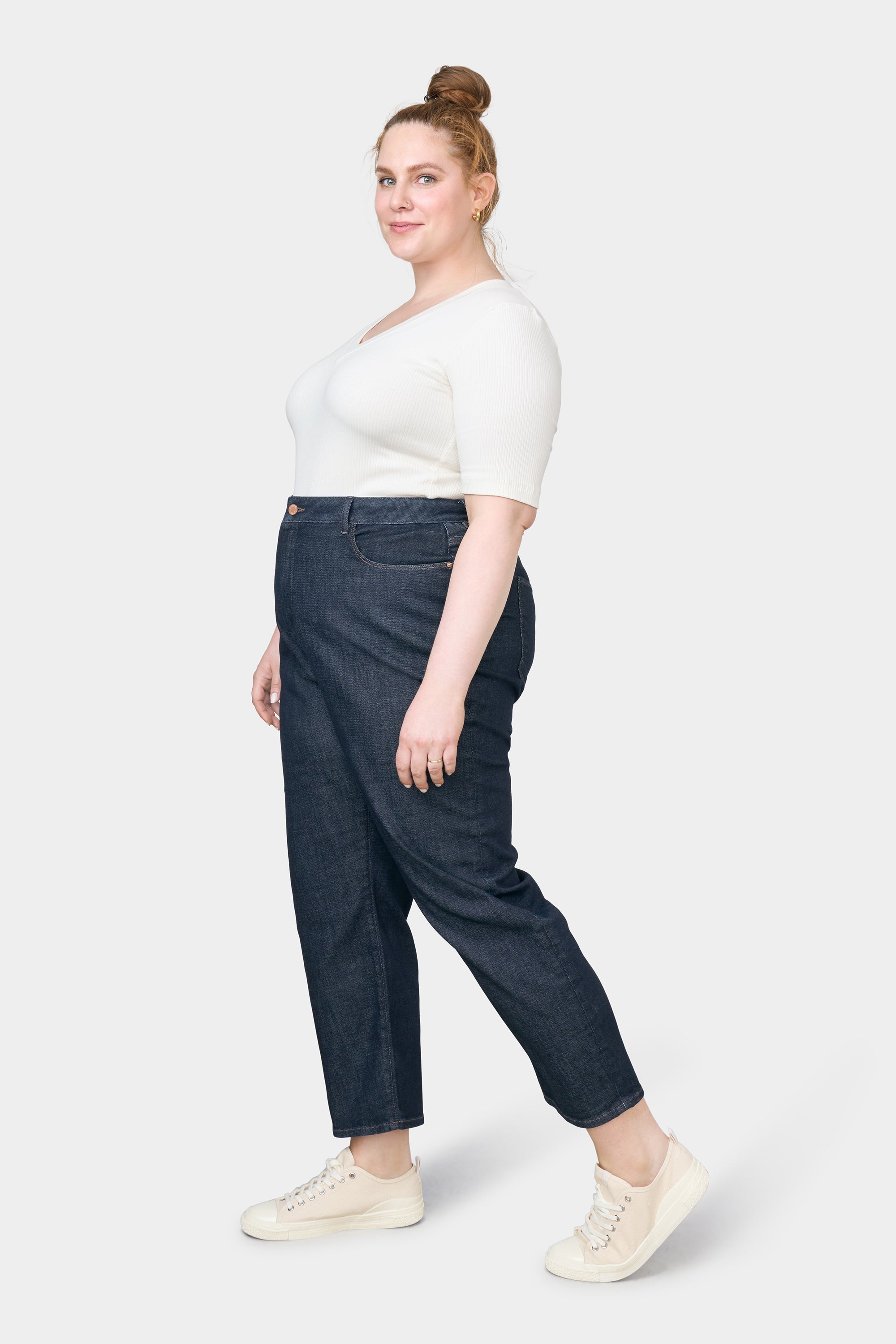 Dunkelblaue Jeans STARDUST O-Shape Curvy aus Bio-Baumwolle von Dawn Denim