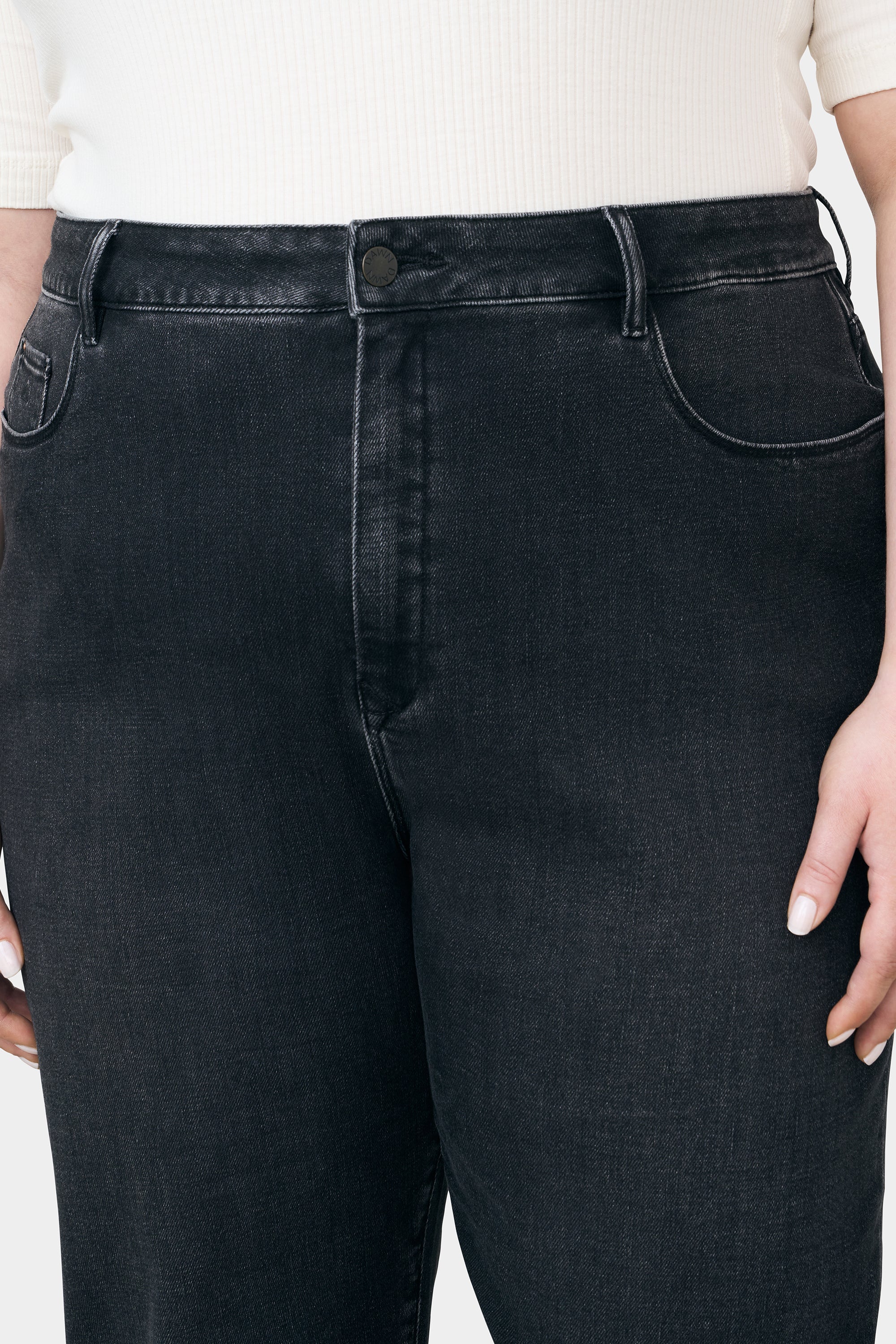 Jean noir STARDUST O-Shape Curvy en coton biologique par Dawn Denim