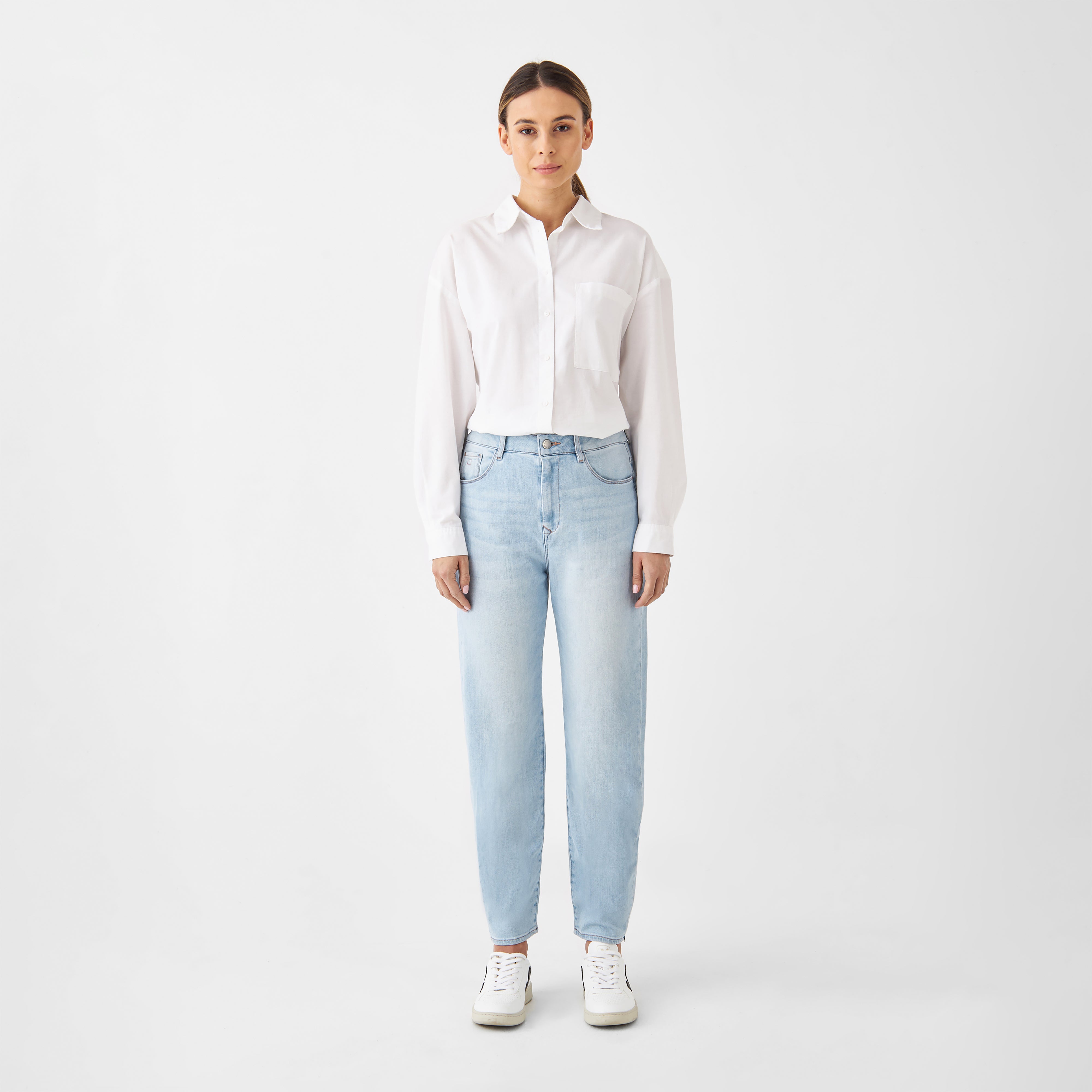 Hellblaue Jeans STARDUST O-Shape Classic aus Bio-Baumwolle von Dawn Denim