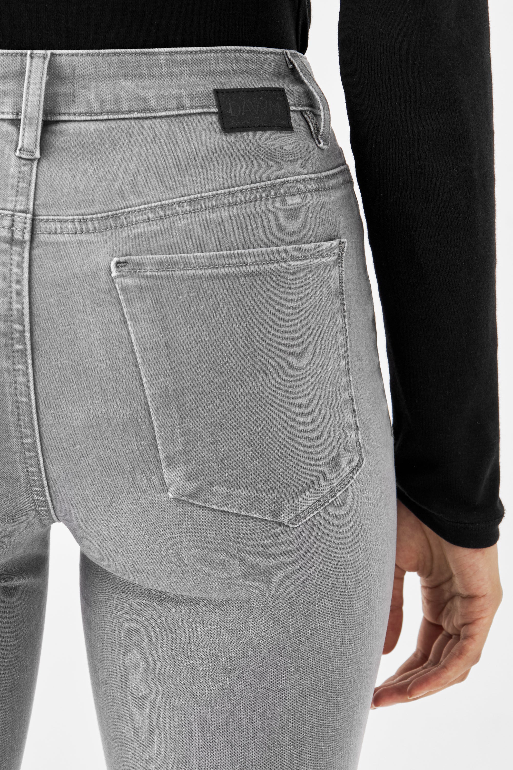 Graue Jeans SUN UP Skinny Basic aus Bio-Baumwolle von Dawn Denim