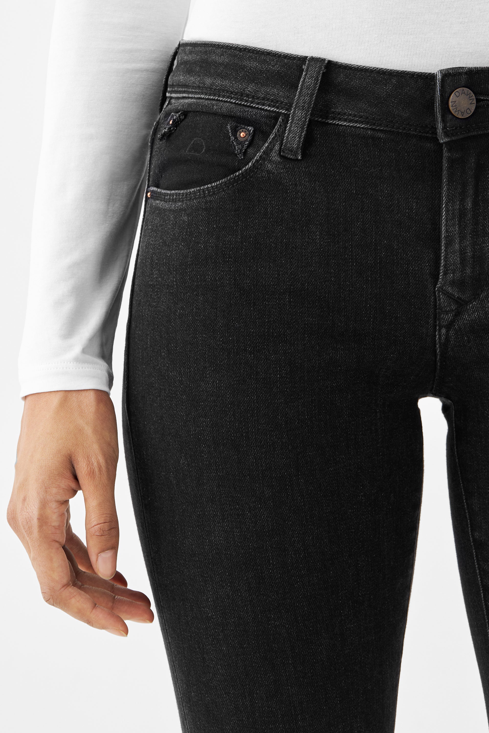 Schwarze Jeans MID SUN Slim basic aus Bio-Baumwolle von Dawn Denim