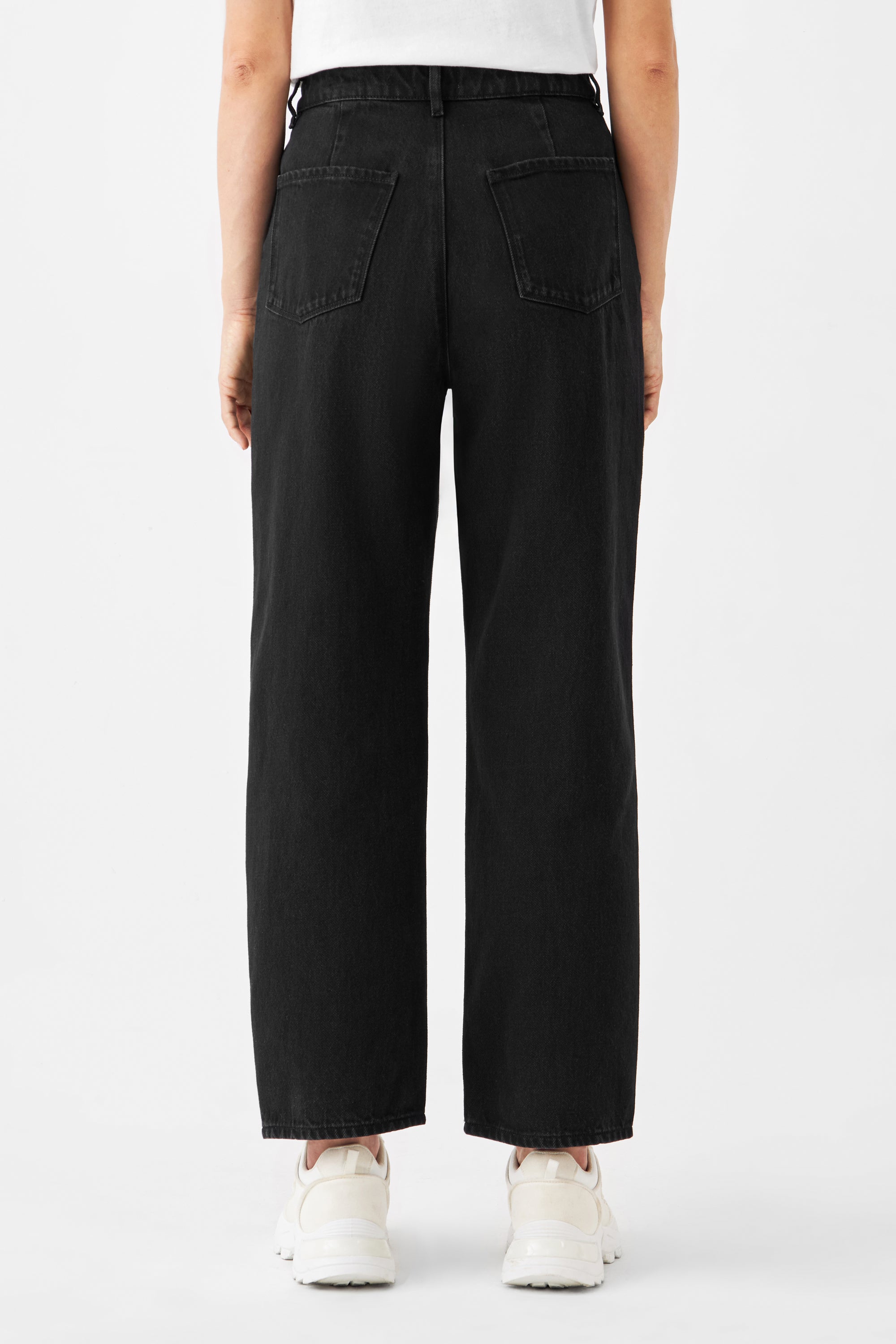 Schwarze Jeans DAWN Wide Straight Cropped aus 100% Bio-Baumwolle von Dawn Denim