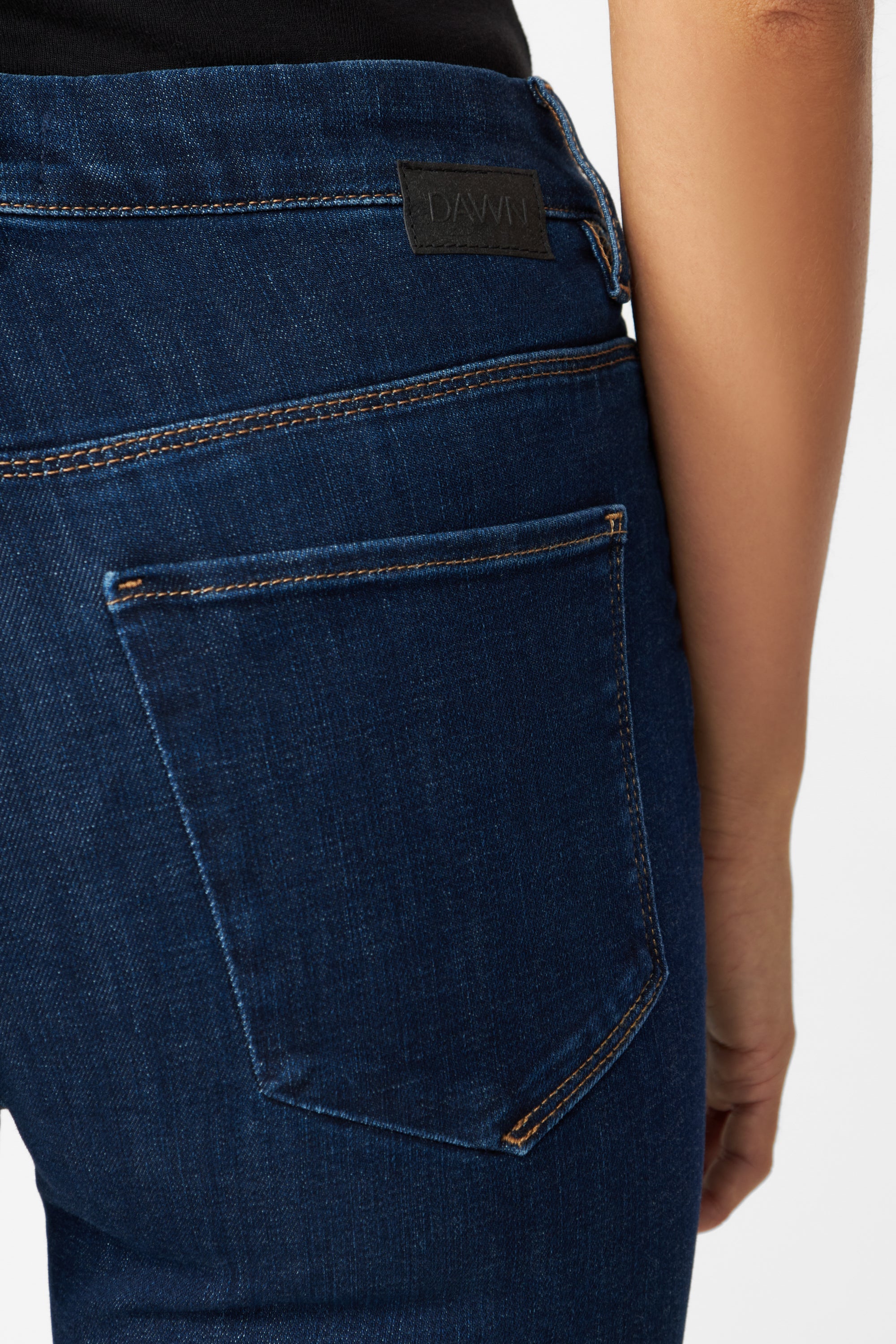 Dunkelblaue Jeans STELLAR Slim Classic aus Bio-Baumwolle von Dawn Denim