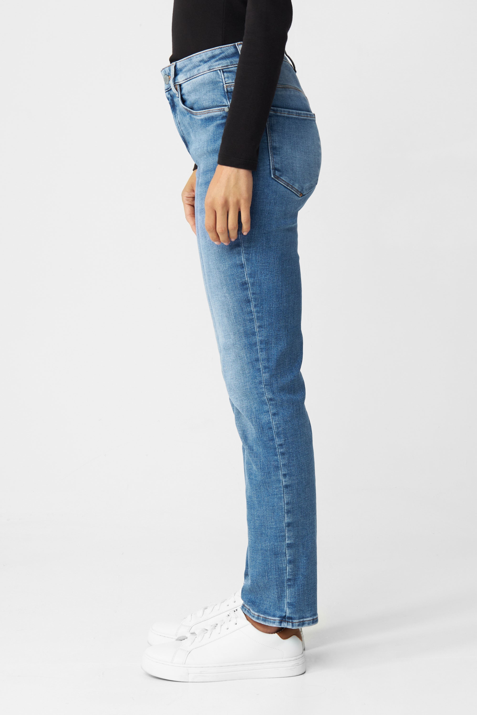 Blaue Jeans STELLAR Slim Classic aus Bio-Baumwolle von Dawn Denim