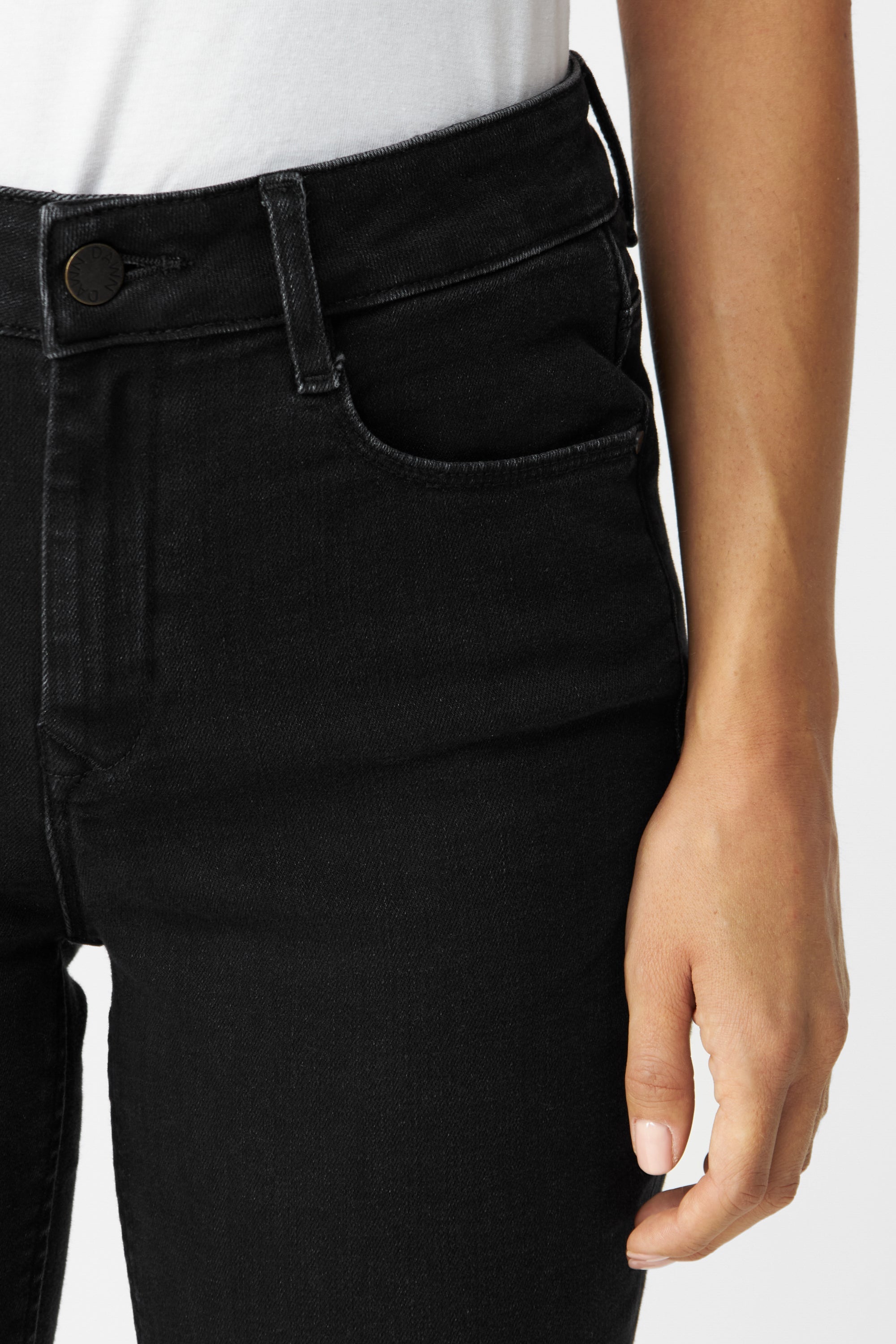 Schwarze Jeans STELLAR Slim Classic aus Bio-Baumwolle von Dawn Denim