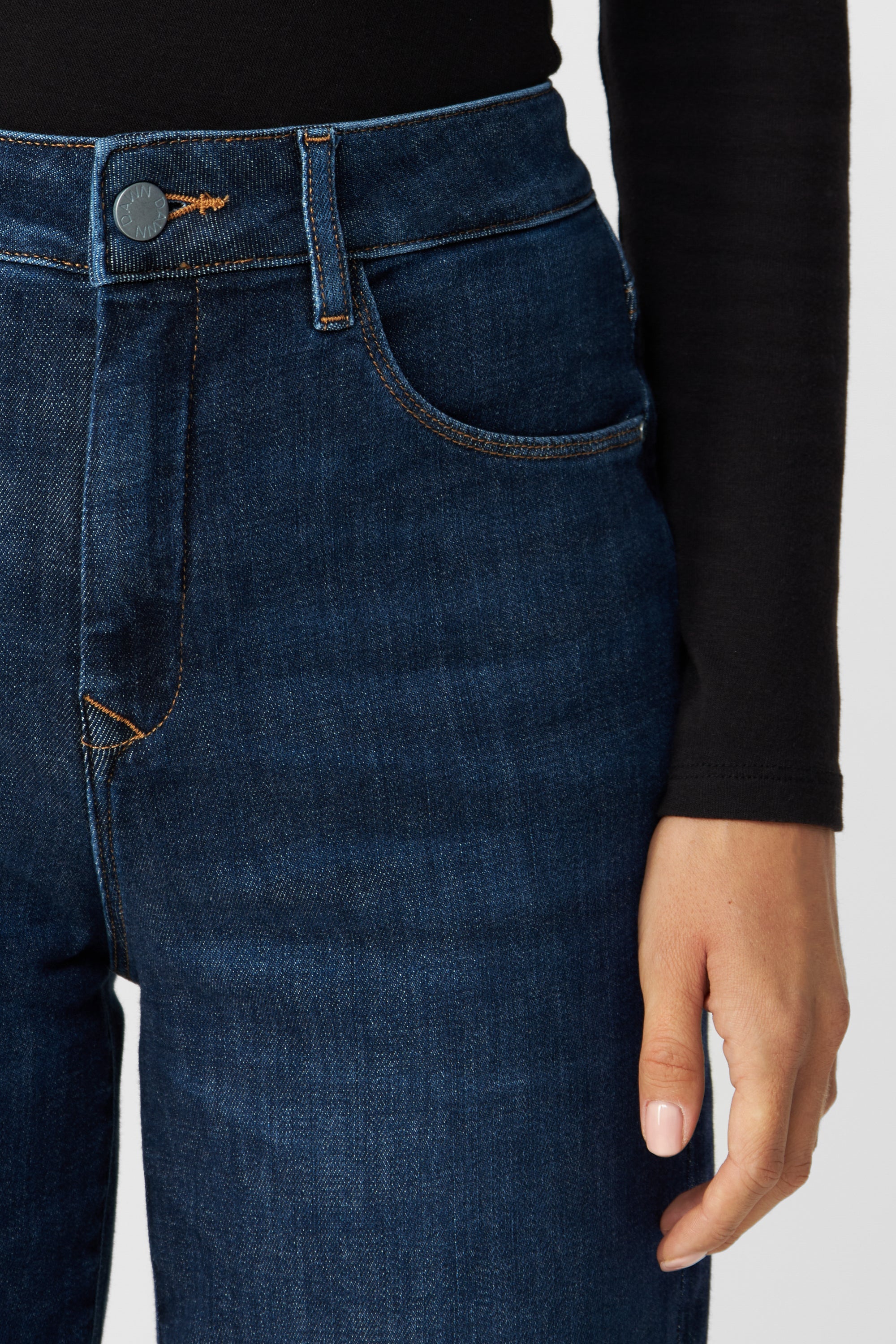 Dunkelblaue Jeans DEW Flared aus Bio-Baumwolle von Dawn Denim