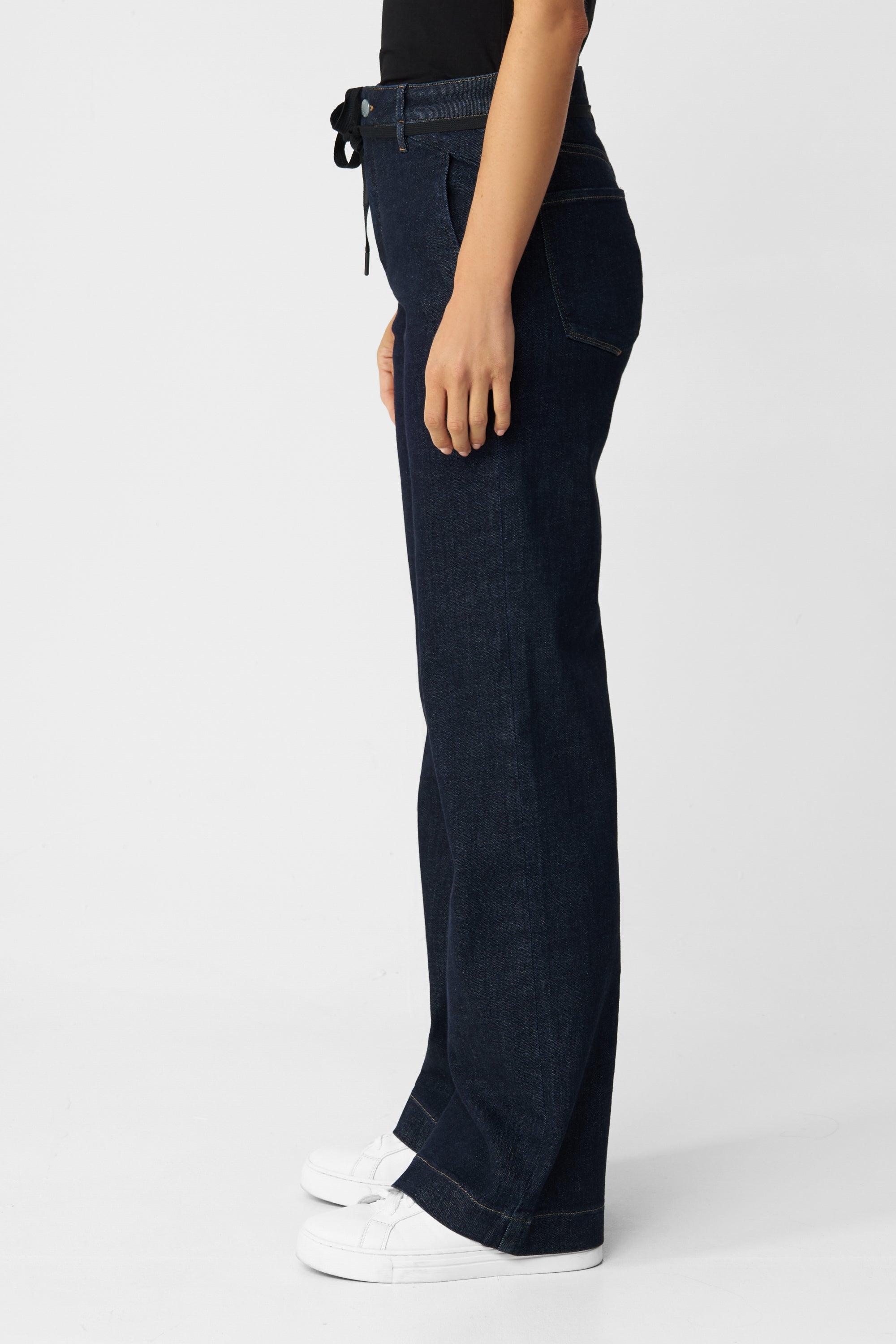 Dunkelblaue Jeans DEW Flared French Pocket aus Bio-Baumwolle von Dawn Denim