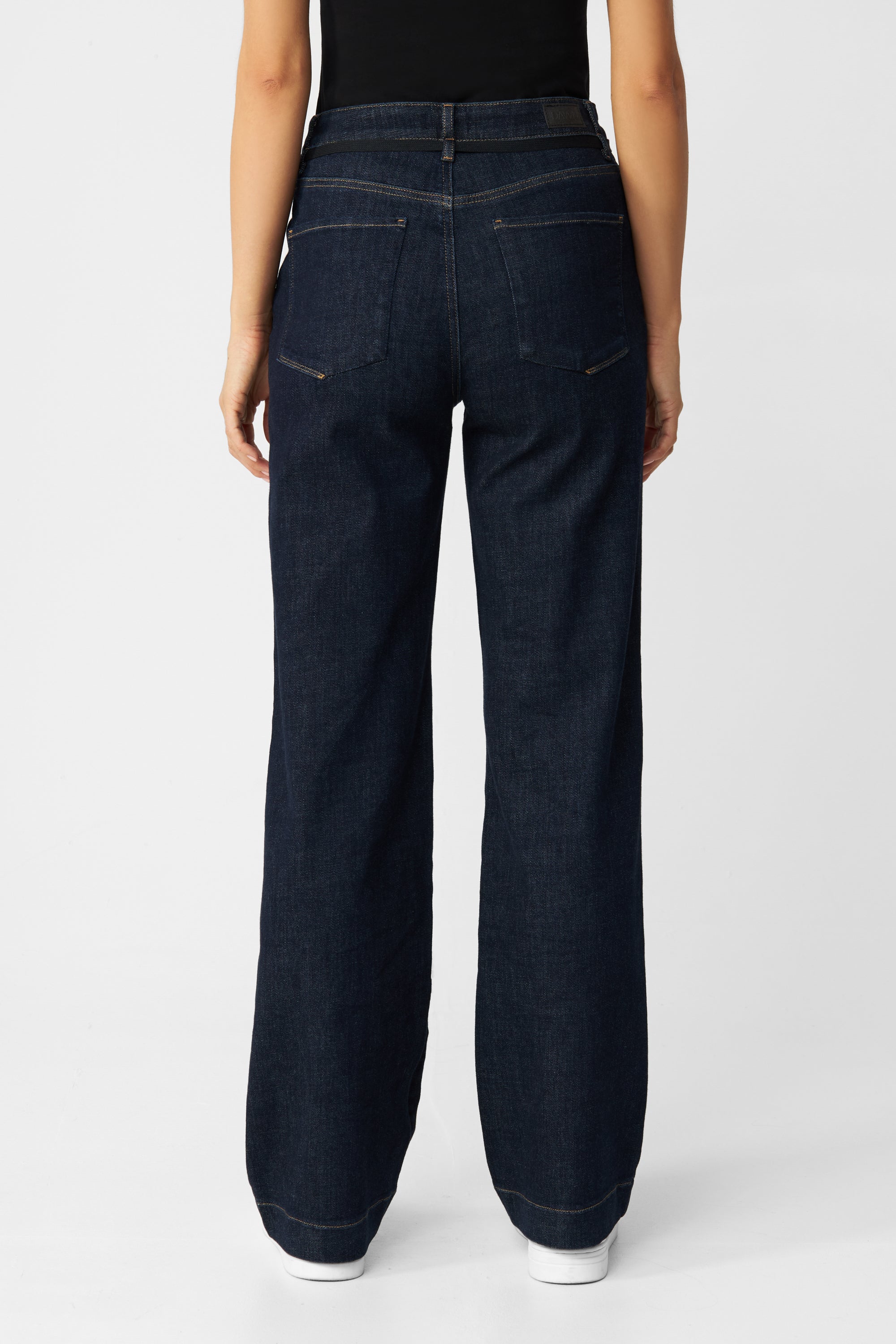 Dunkelblaue Jeans DEW Flared French Pocket aus Bio-Baumwolle von Dawn Denim