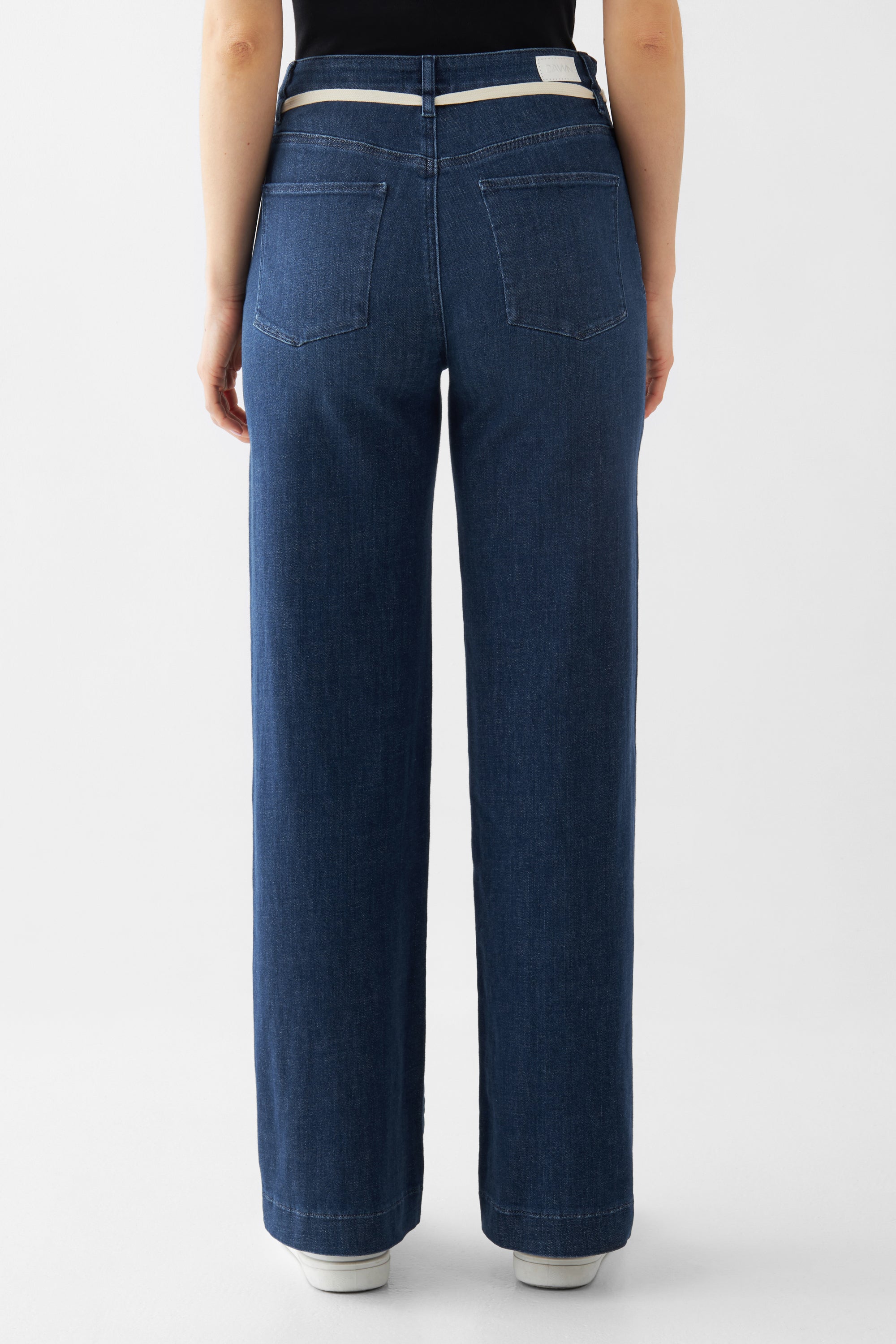 Dunkelblaue Jeans DEW Flared French Pocket aus Bio-Baumwolle von Dawn Denim