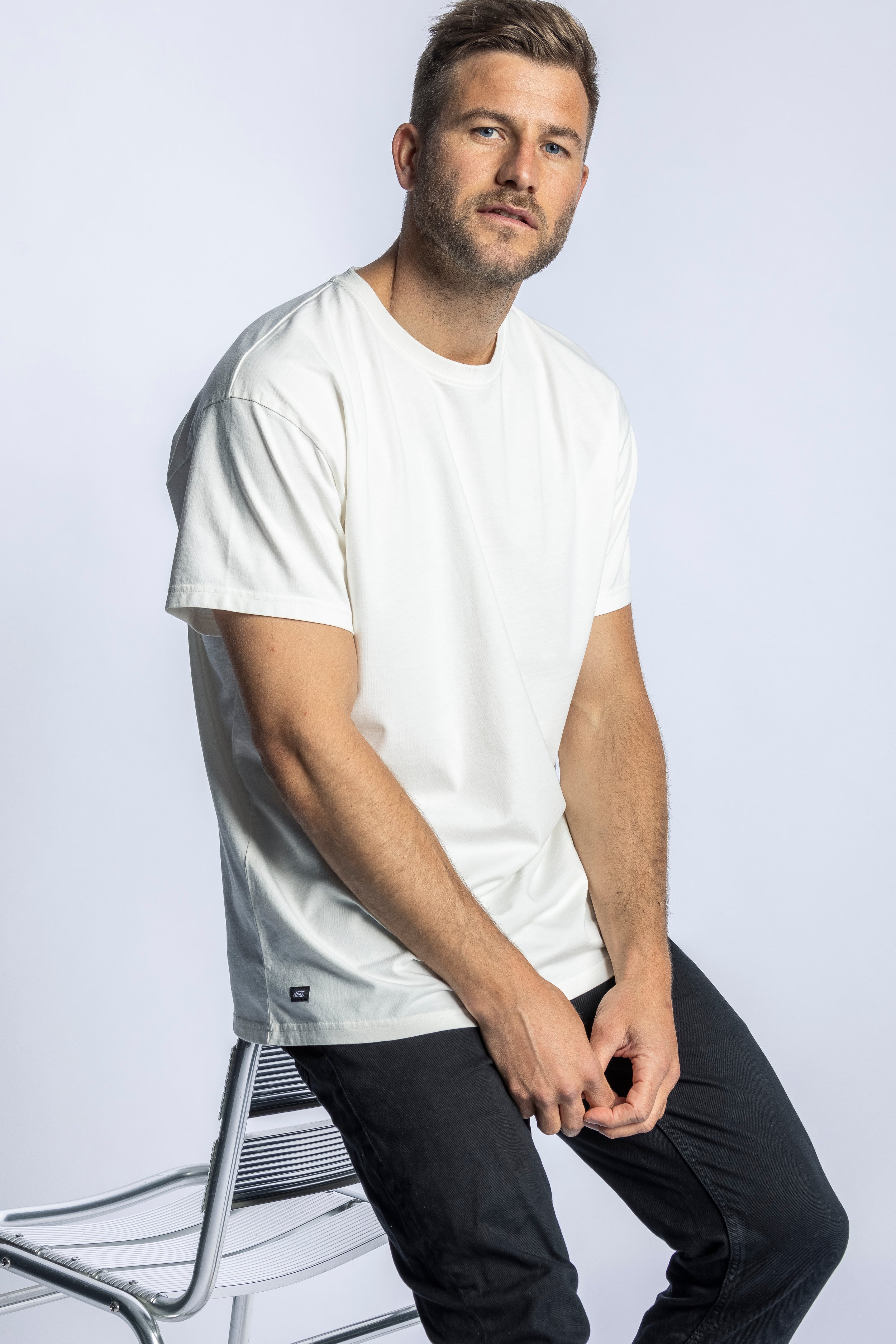 T-shirt oversize blanc en laine recyclée de DIRTS