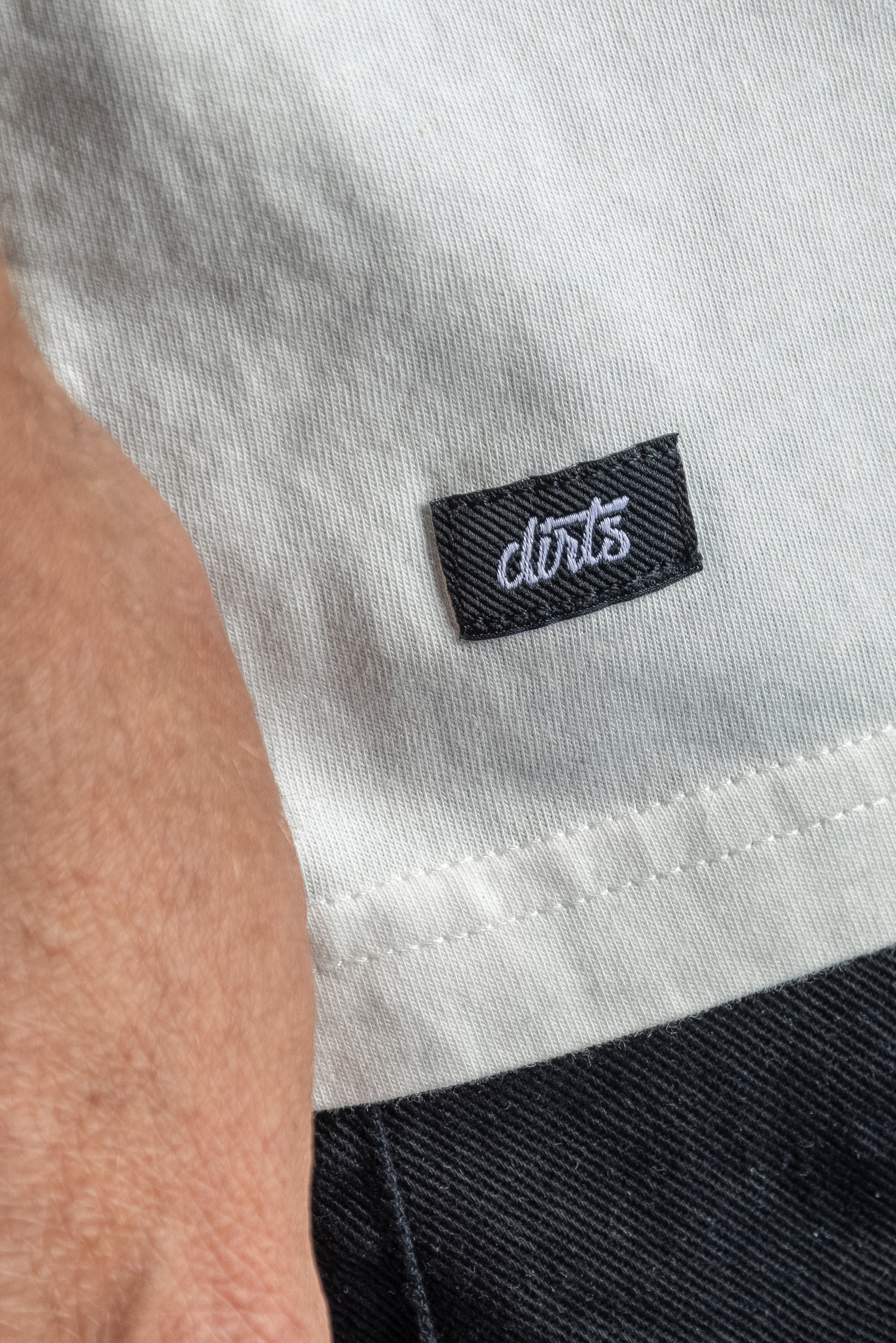 T-shirt oversize blanc en laine recyclée de DIRTS