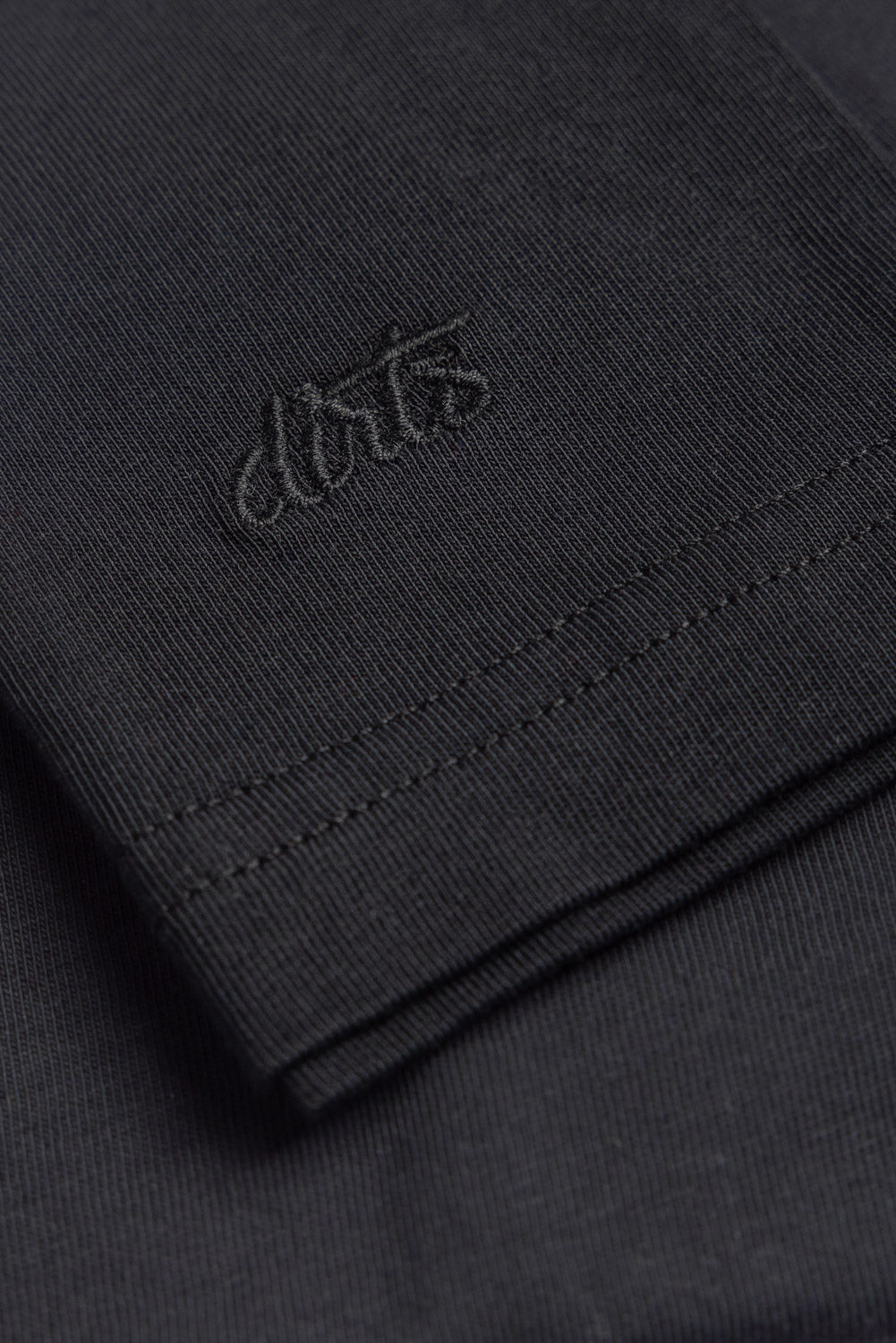 Premium Blank T-Shirt SLIM von Dirts aus Bio Baumwolle