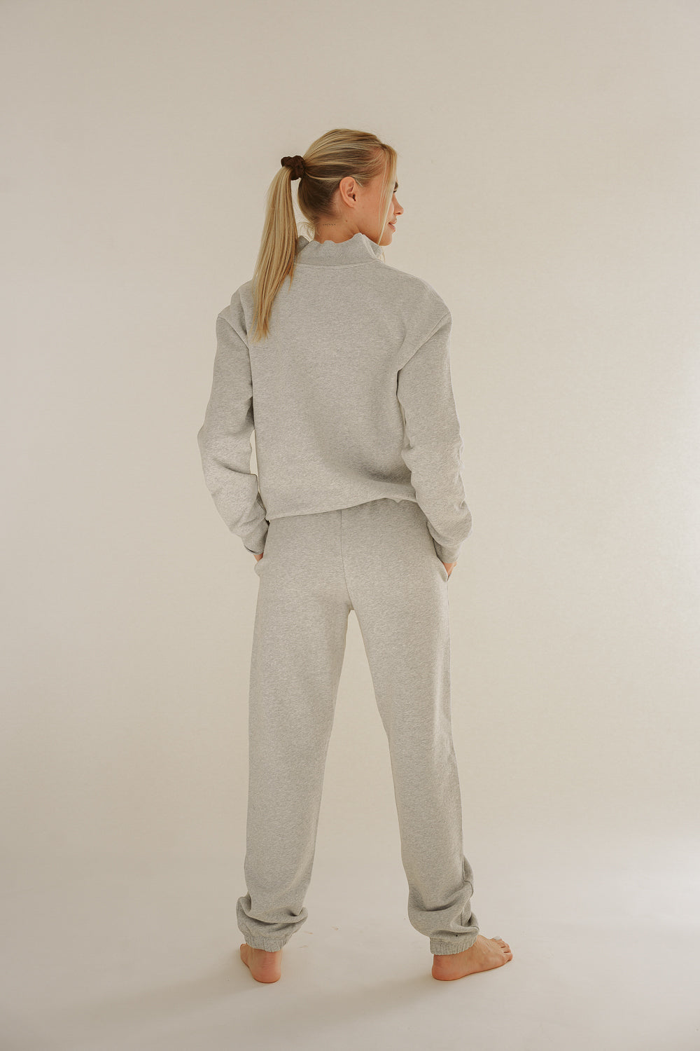 Pull gris clair en coton 100% biologique de Pura Clothing