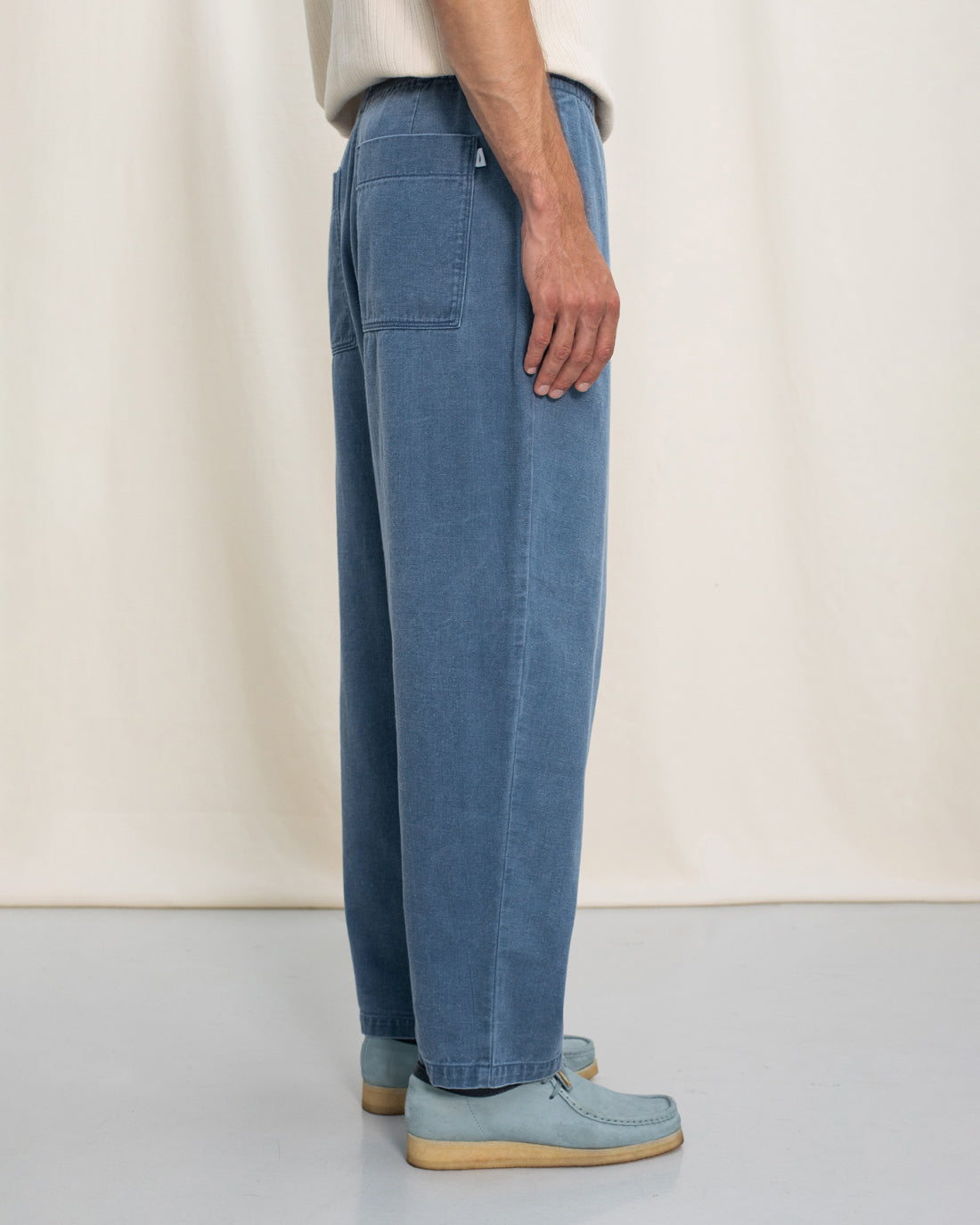 Blaue Denim Hose aus recycelter Baumwolle von Rotholz