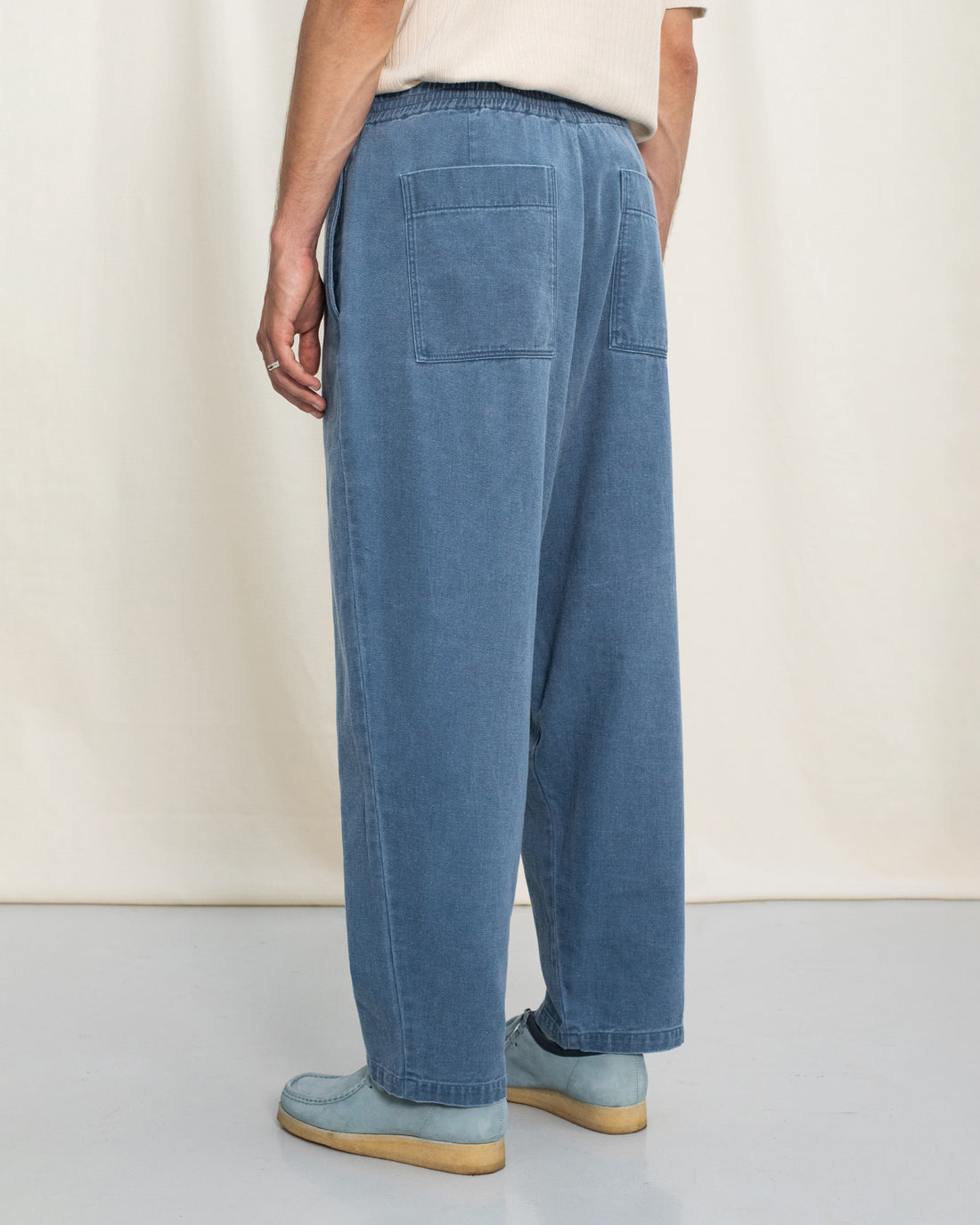 Blaue Denim Hose aus recycelter Baumwolle von Rotholz