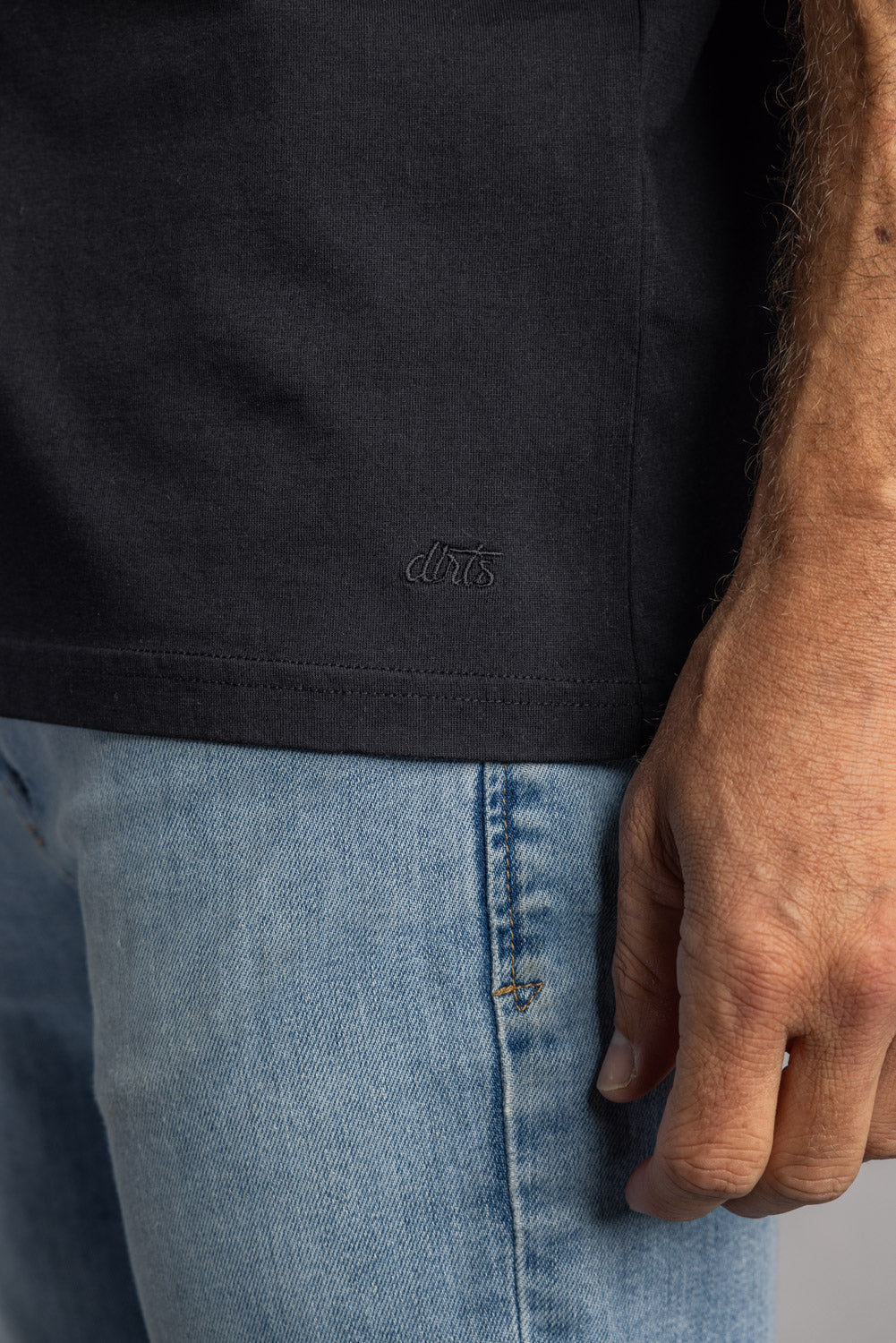 Premium Blank T-Shirt SLIM von Dirts aus Bio Baumwolle