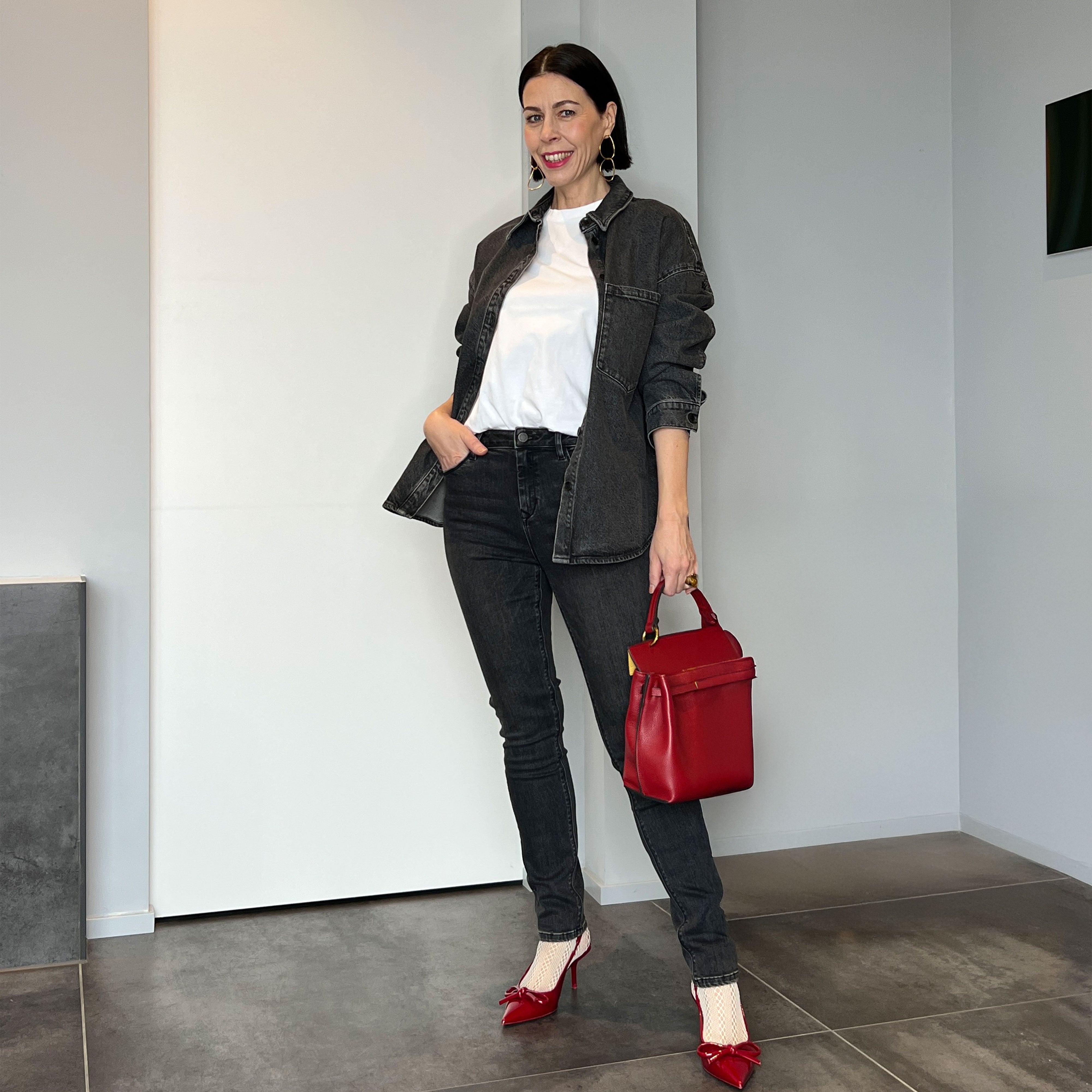 Black SUN UP Skinny Basic jeans made from organic cotton by Dawn Denim