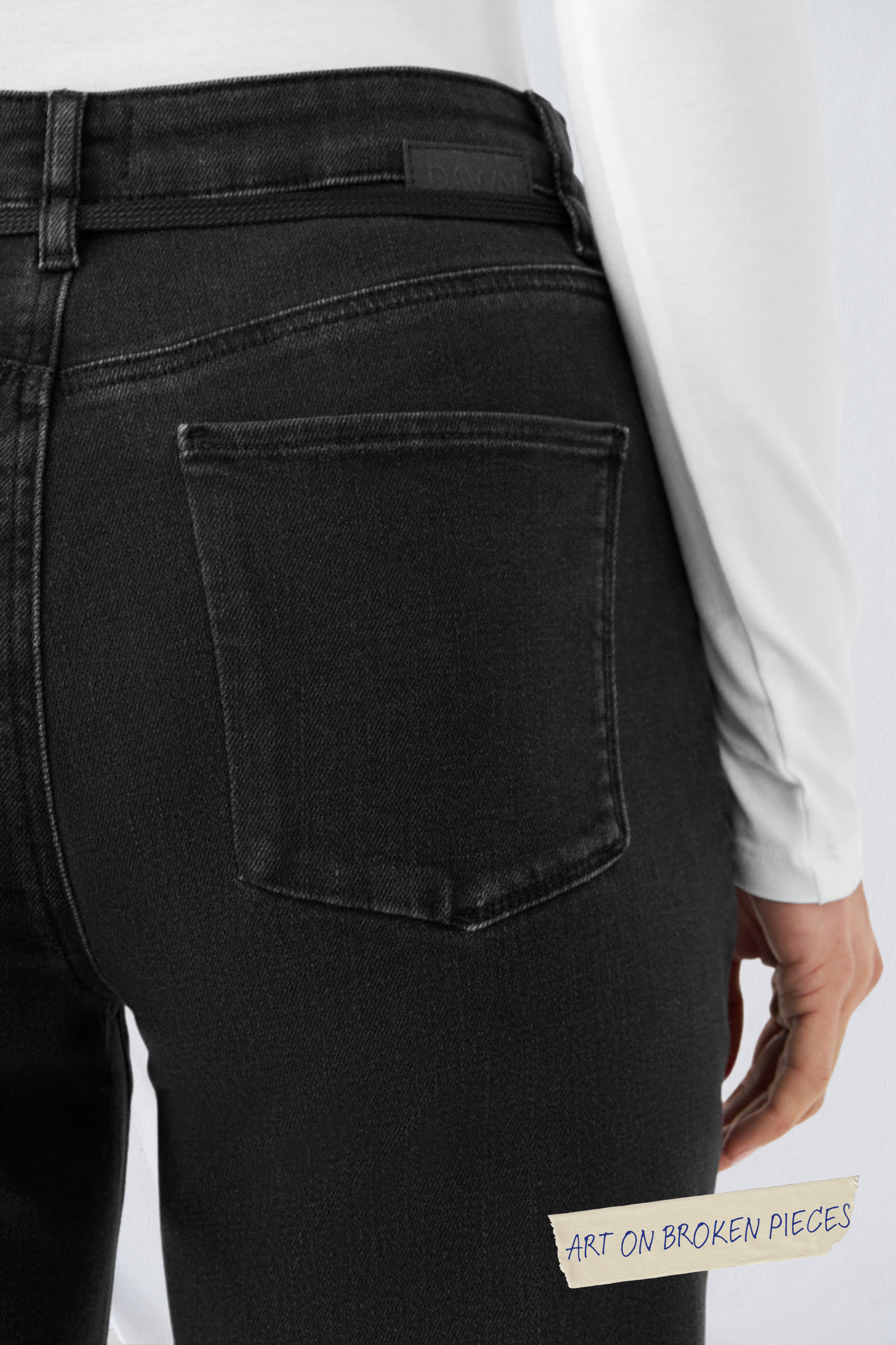 Schwarze Jeans DEW Flared aus Bio-Baumwolle von Dawn Denim
