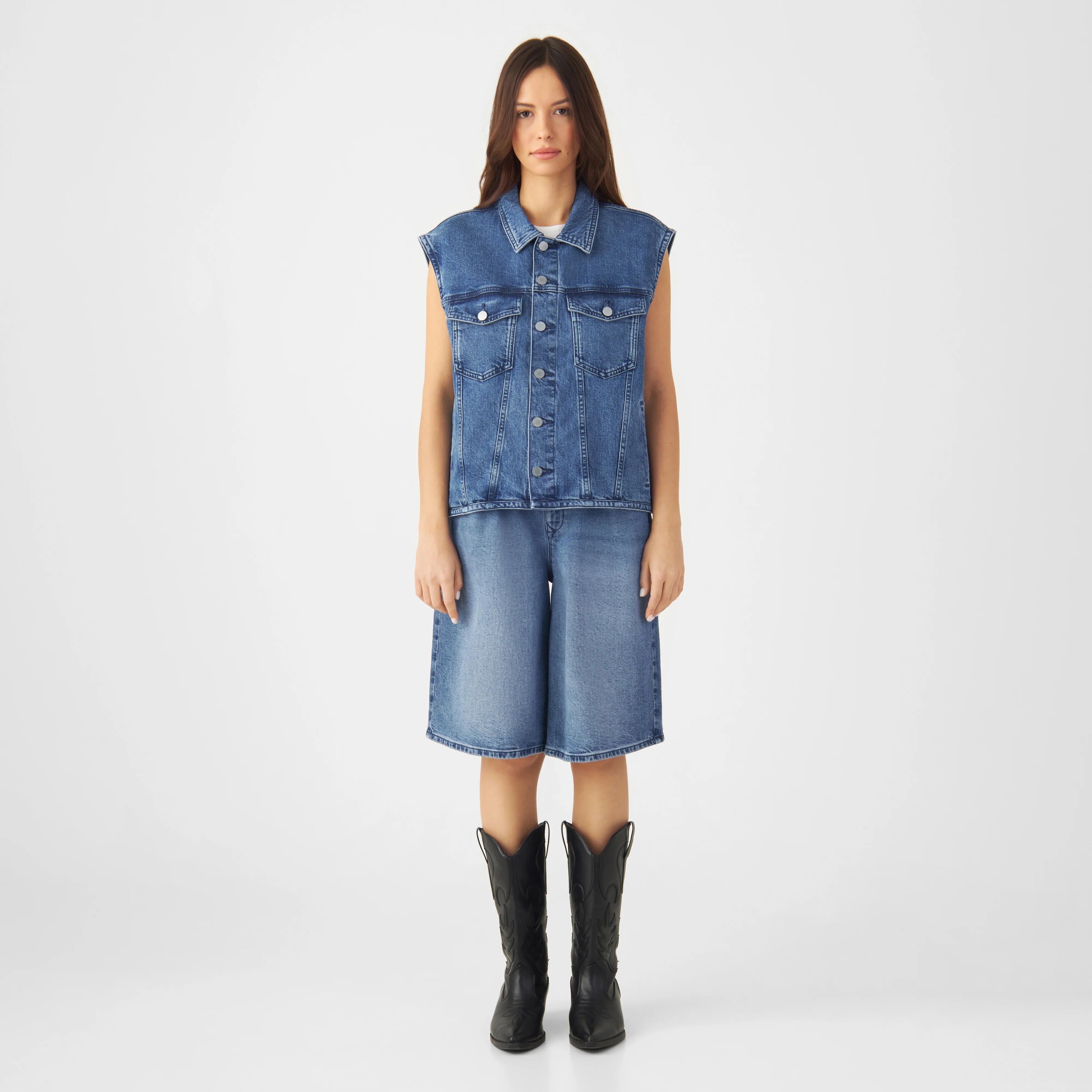Gilet en jean bleu LUNAR en coton biologique de Dawn Denim