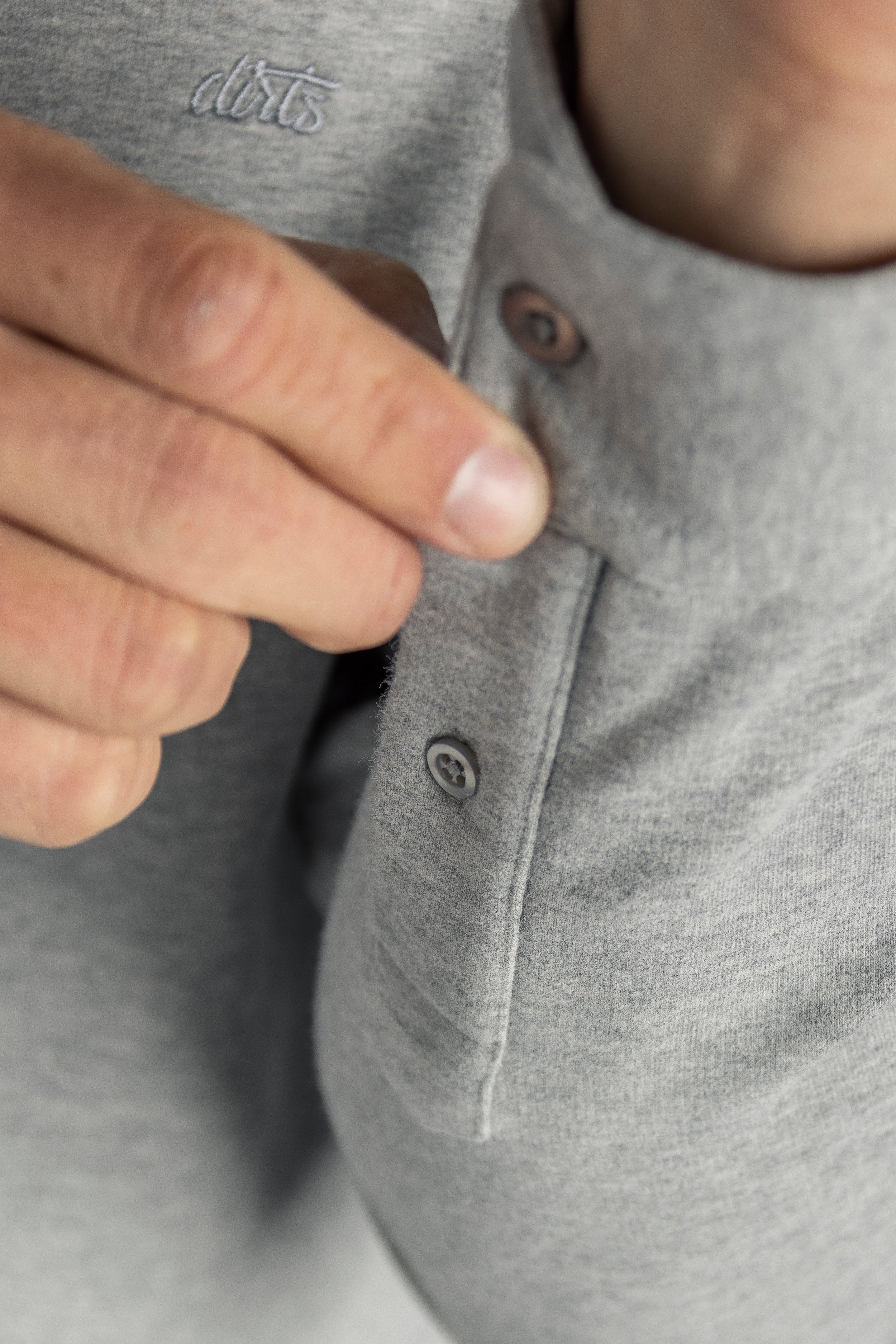 Gray, long-sleeved shirt Organic Jersey made from organic cotton by DIRTS