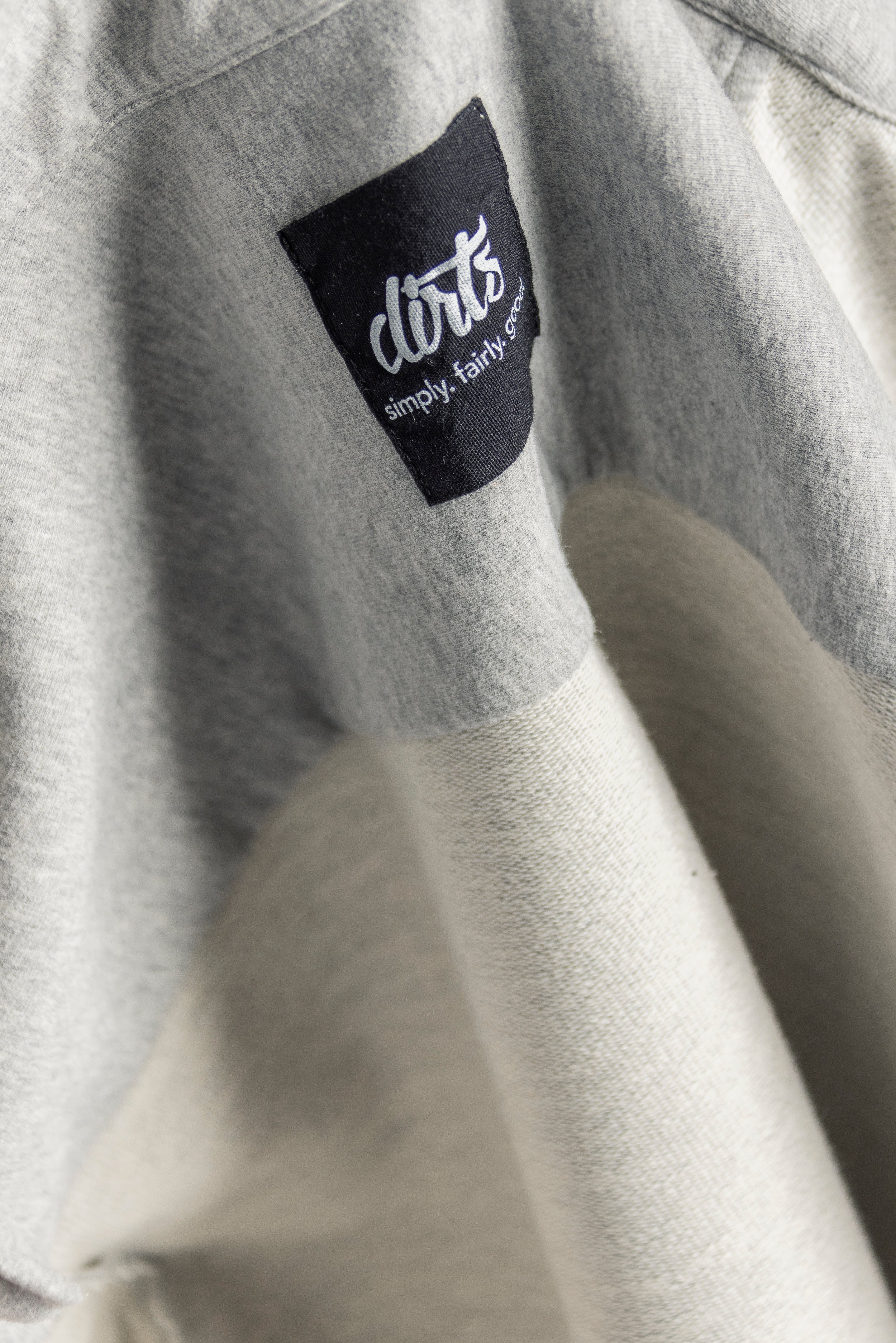 Gray, long-sleeved shirt Organic Jersey made from organic cotton by DIRTS