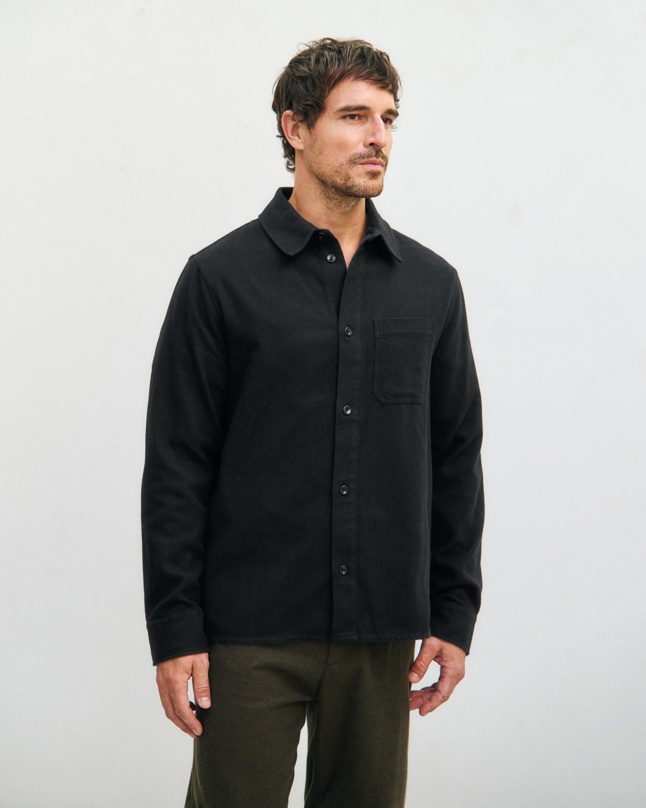 Schwarzes Flanell-Hemd aus 100% Bio-Baumwolle von Rotholz