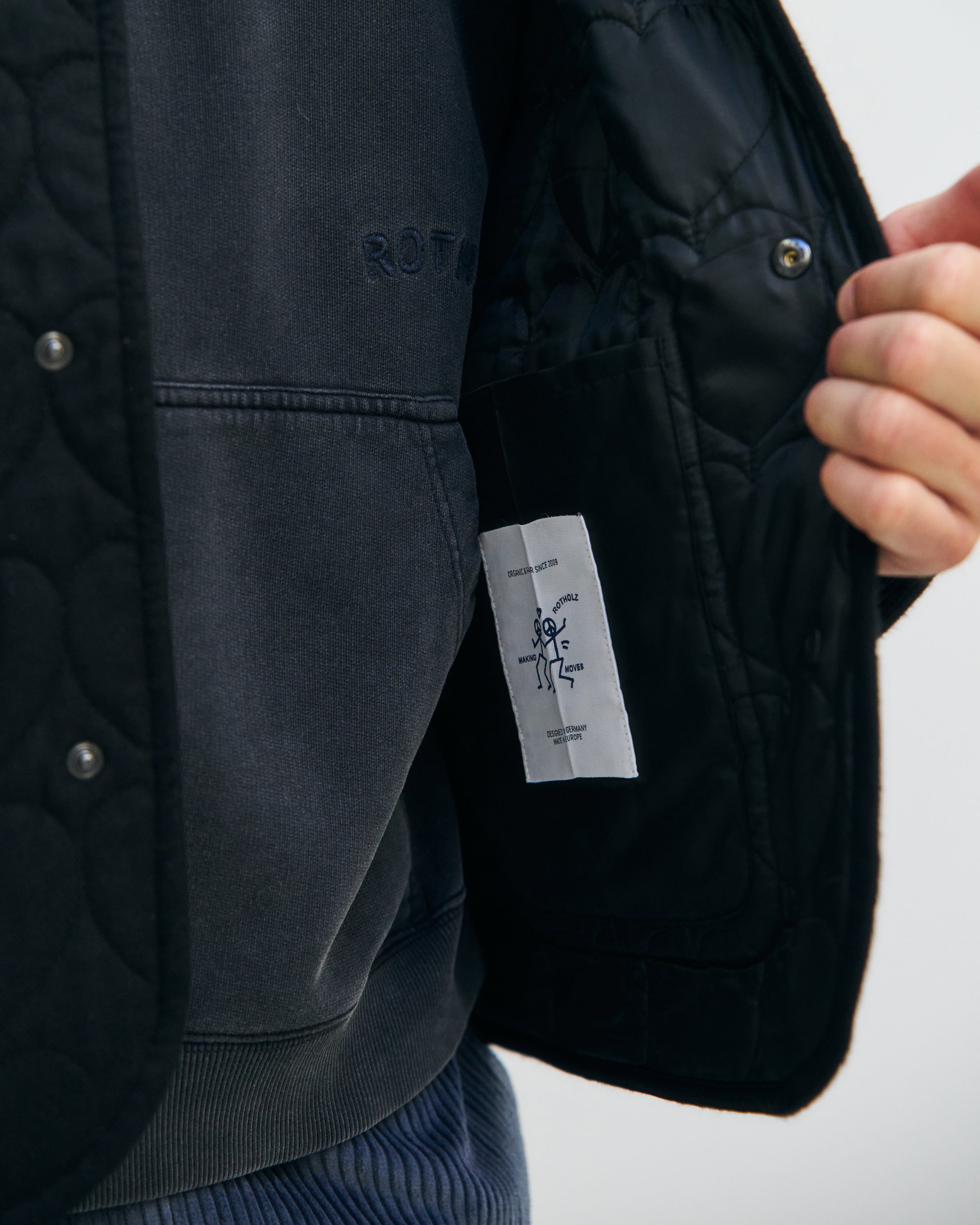 Herren Flanell Steppjacke aus Bio Baumwolle in Schwarz von Rotholz