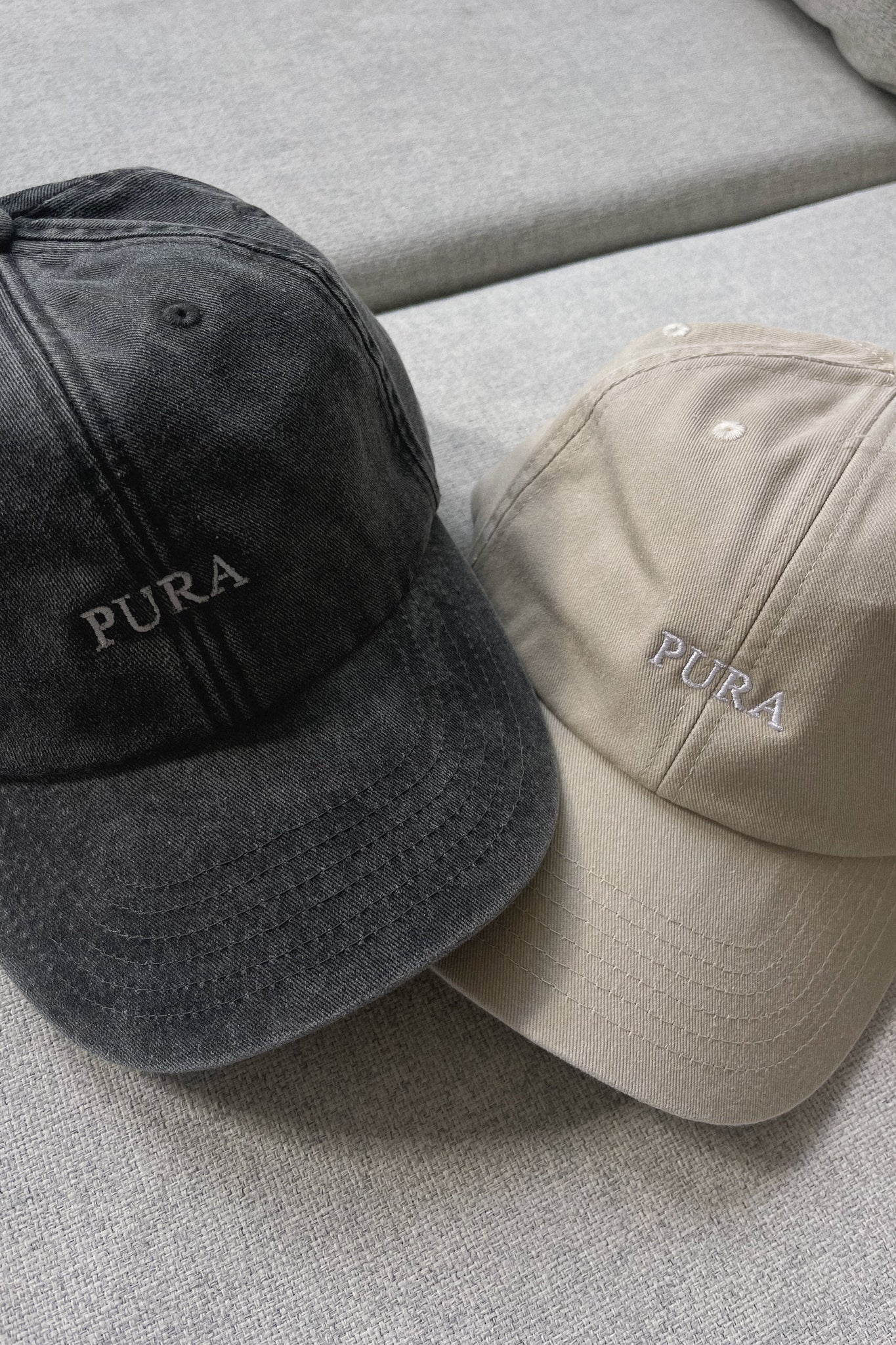 Dunkle Cap THE PURA aus 100% Bio-Baumwolle von Pura Clothing