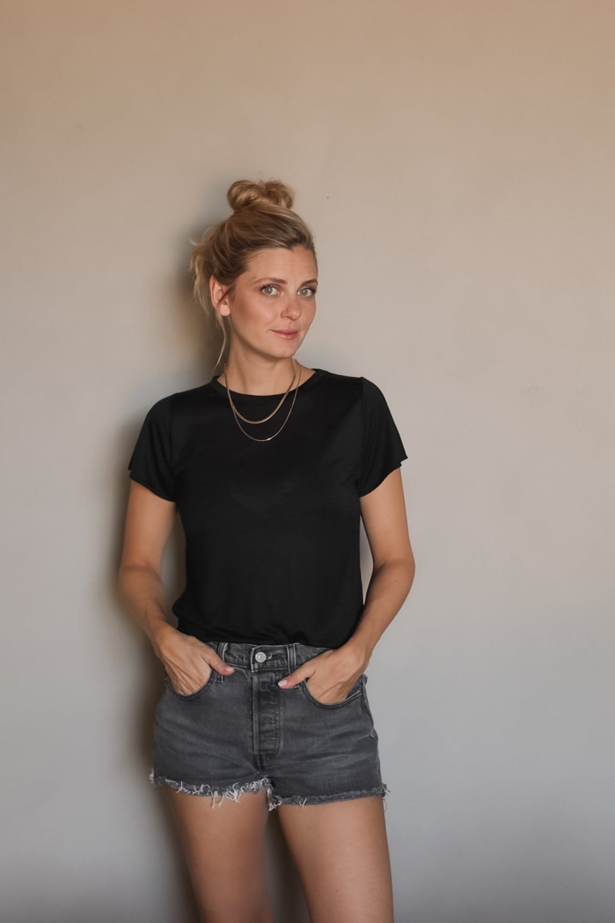 T-shirt noir BALI en 100% Tencel de Pura Clothing