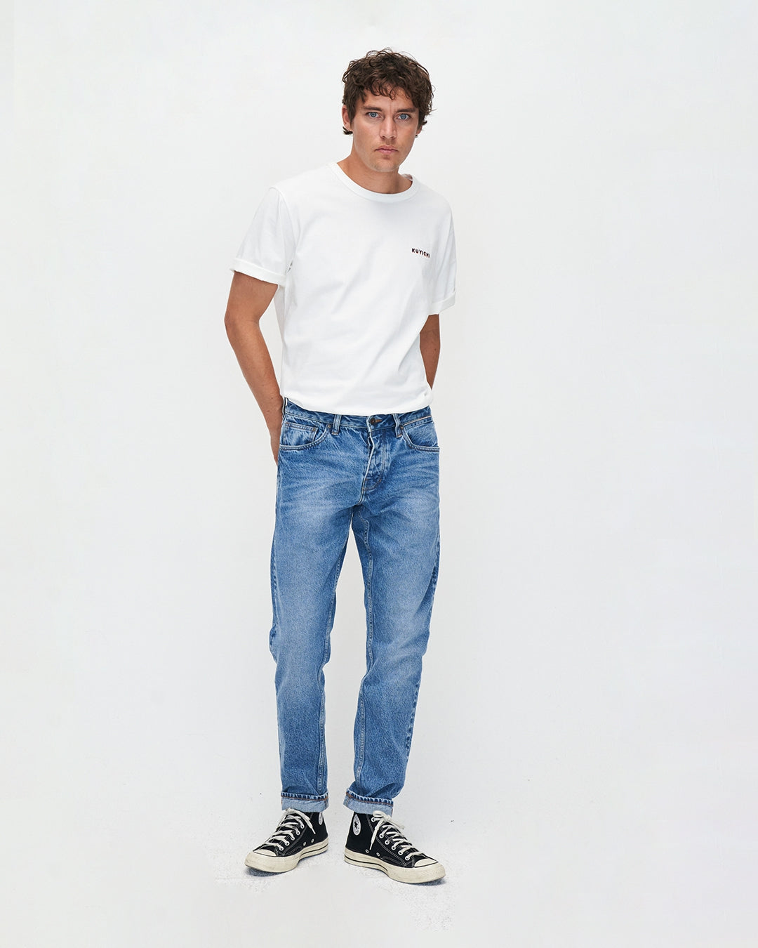 Jeans Jim in antique blue made from recycled denim by Kuyichi