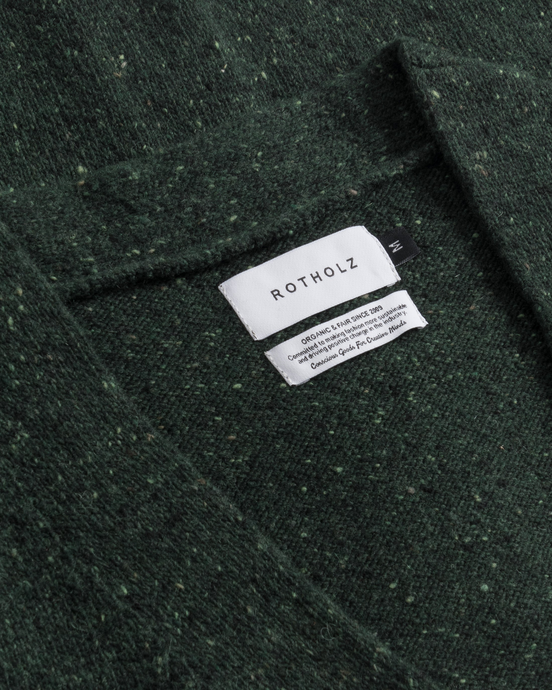 Grüne Strickjacke aus Merinowolle von Rotholz