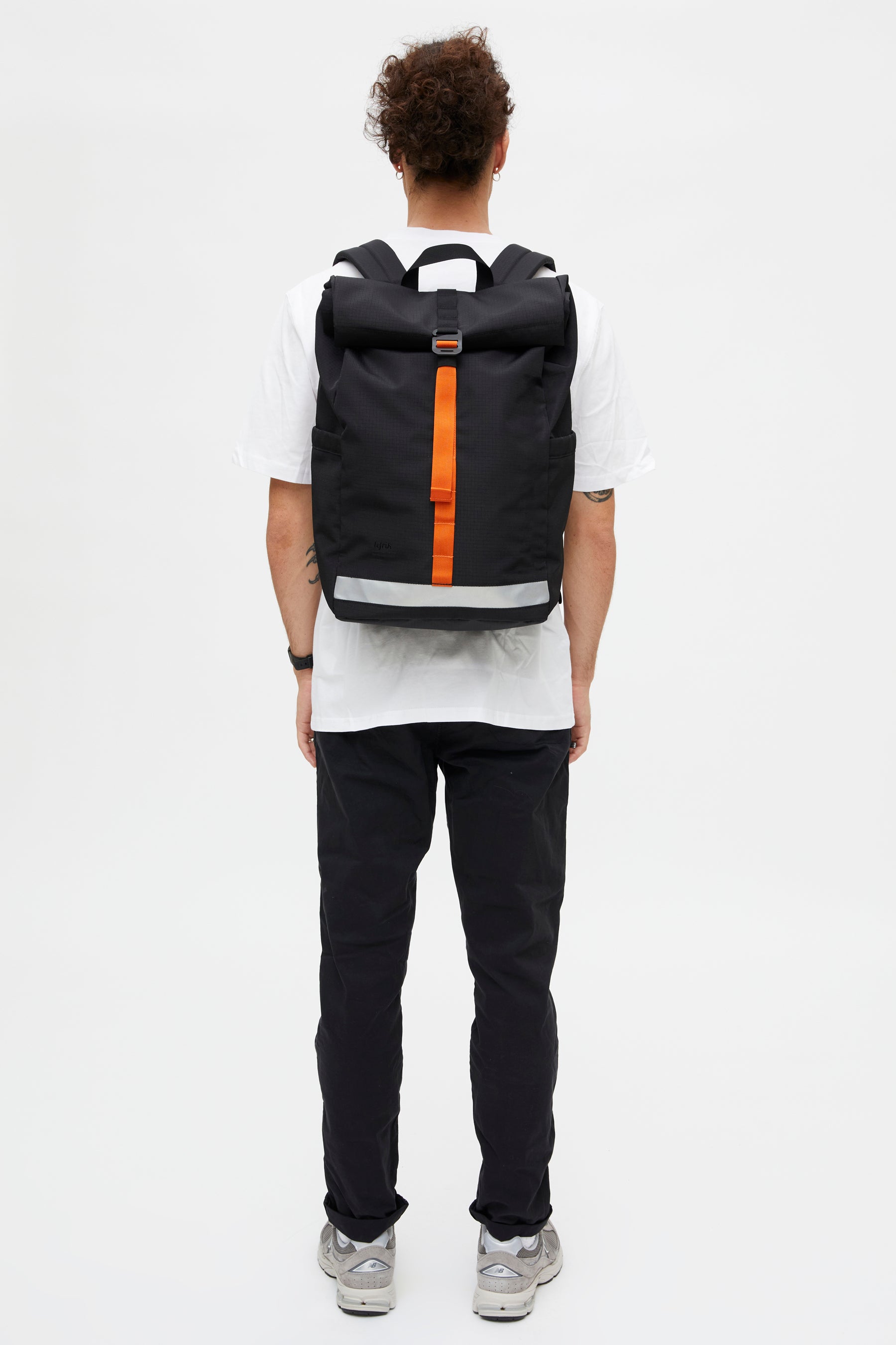 Schwarzer Rucksack Lars Roll Vandra aus recyceltem PET von Lefrik